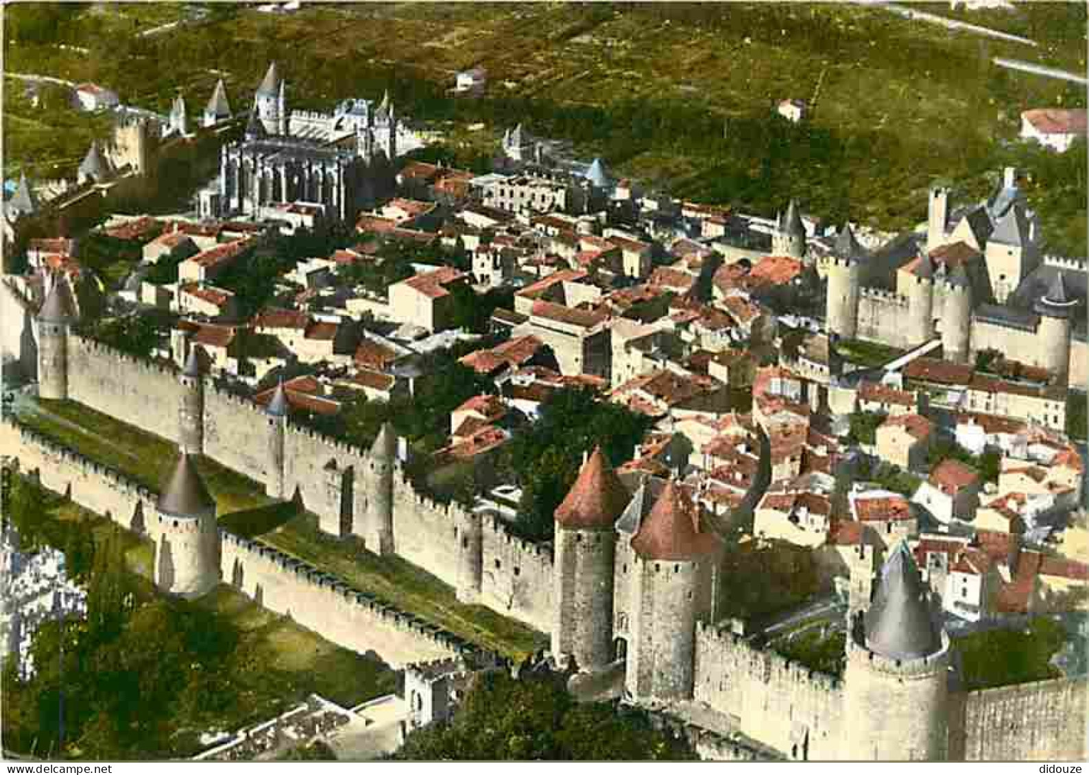 11 - Carcassonne - La Cité Médiévale - Vue Générale Sur Le Centre De La Cité - Carte Neuve - CPM - Voir Scans Recto-Vers - Carcassonne