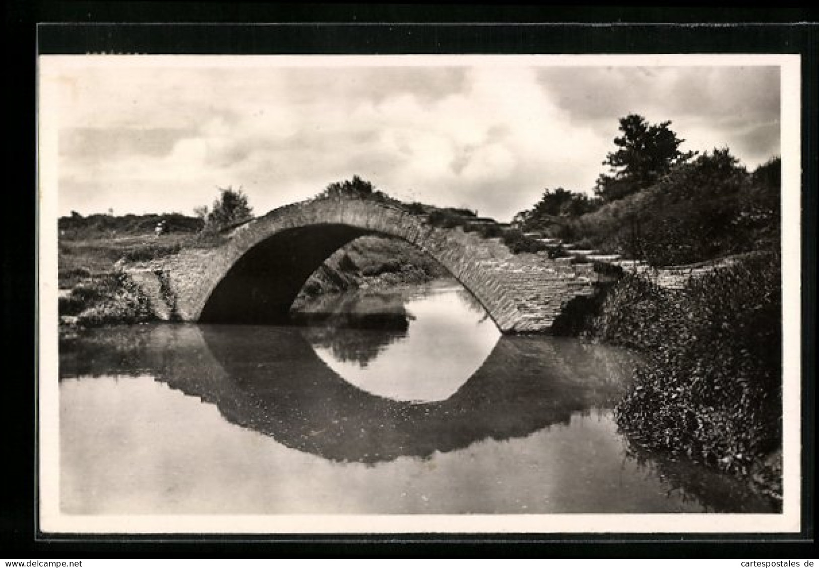 CPA L`Isle-Jourdain, Vieux Pont Sur La Save  - Sonstige & Ohne Zuordnung