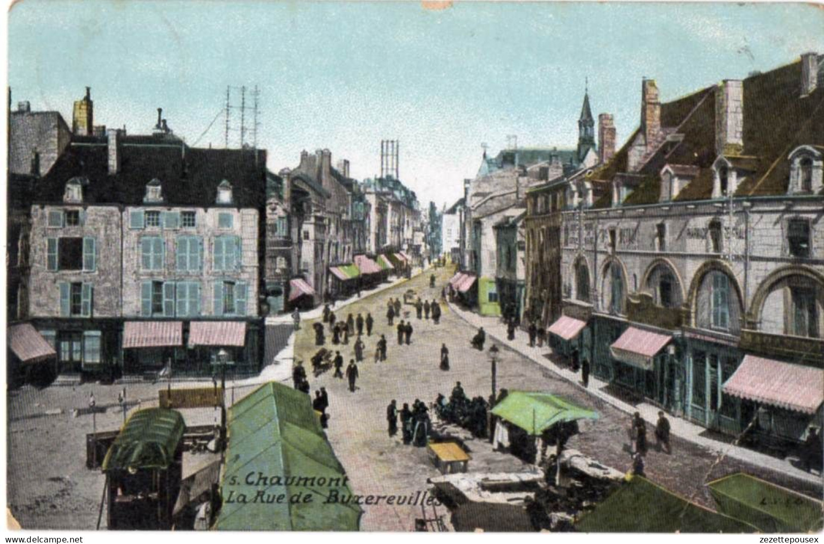 38679-ZE-52-Chaumont-La Rue De Buxereuilles-------------animée--------------EN L'ETAT - Chaumont