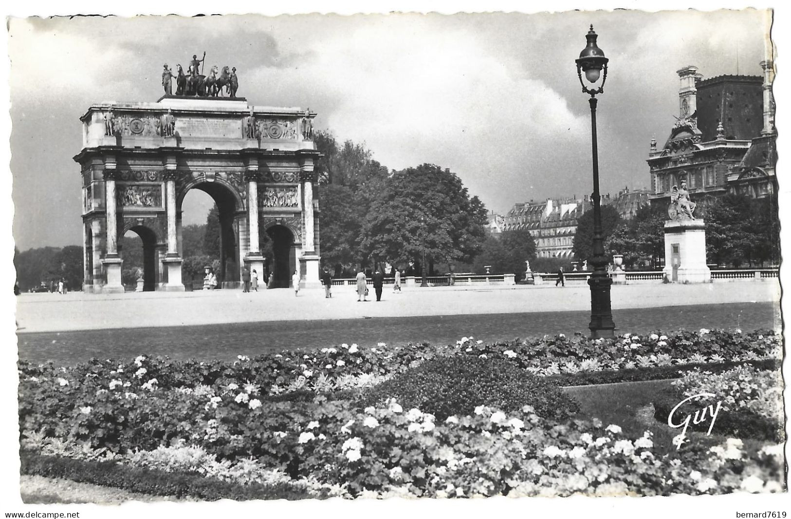 75 Paris - 75008  -  Place Et   L'arc De Triomphe  Du Carrousel - Paris (08)