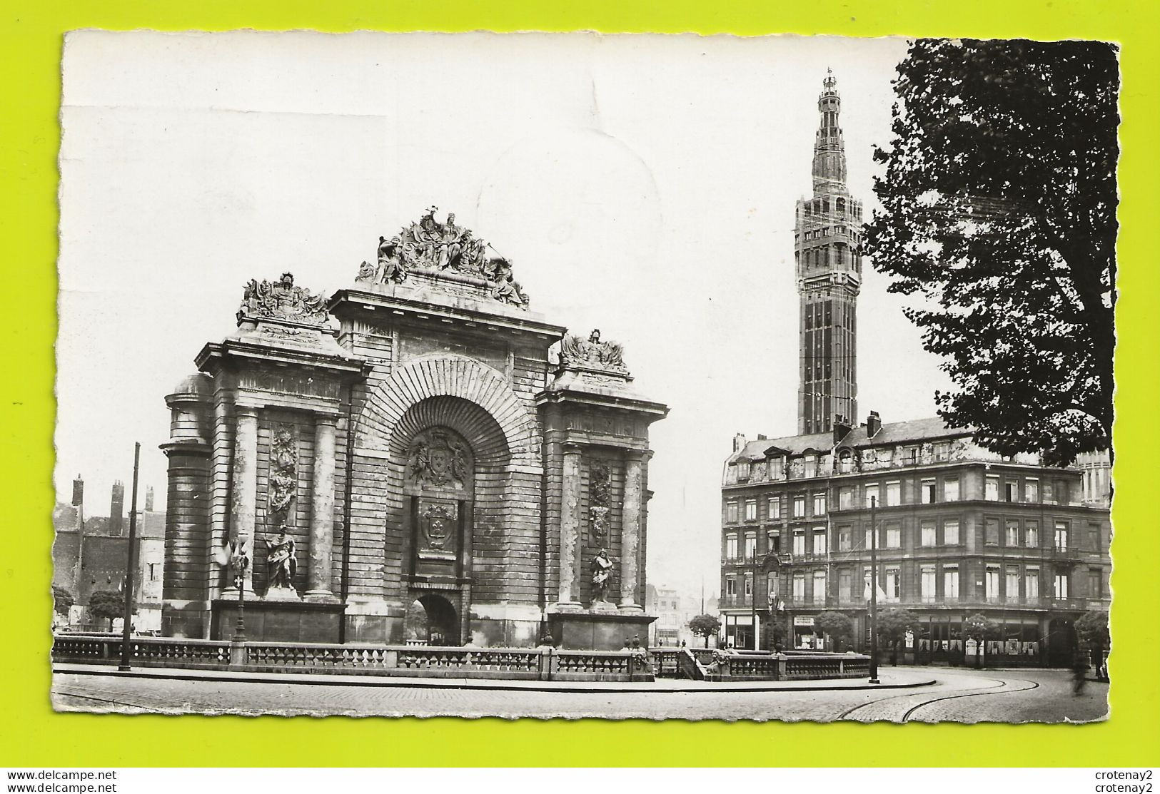 59 LILLE N°11 La Porte De Paris Et Le Beffroi Voie Du Tramway Tram VOIR DOS En 1957 - Lille