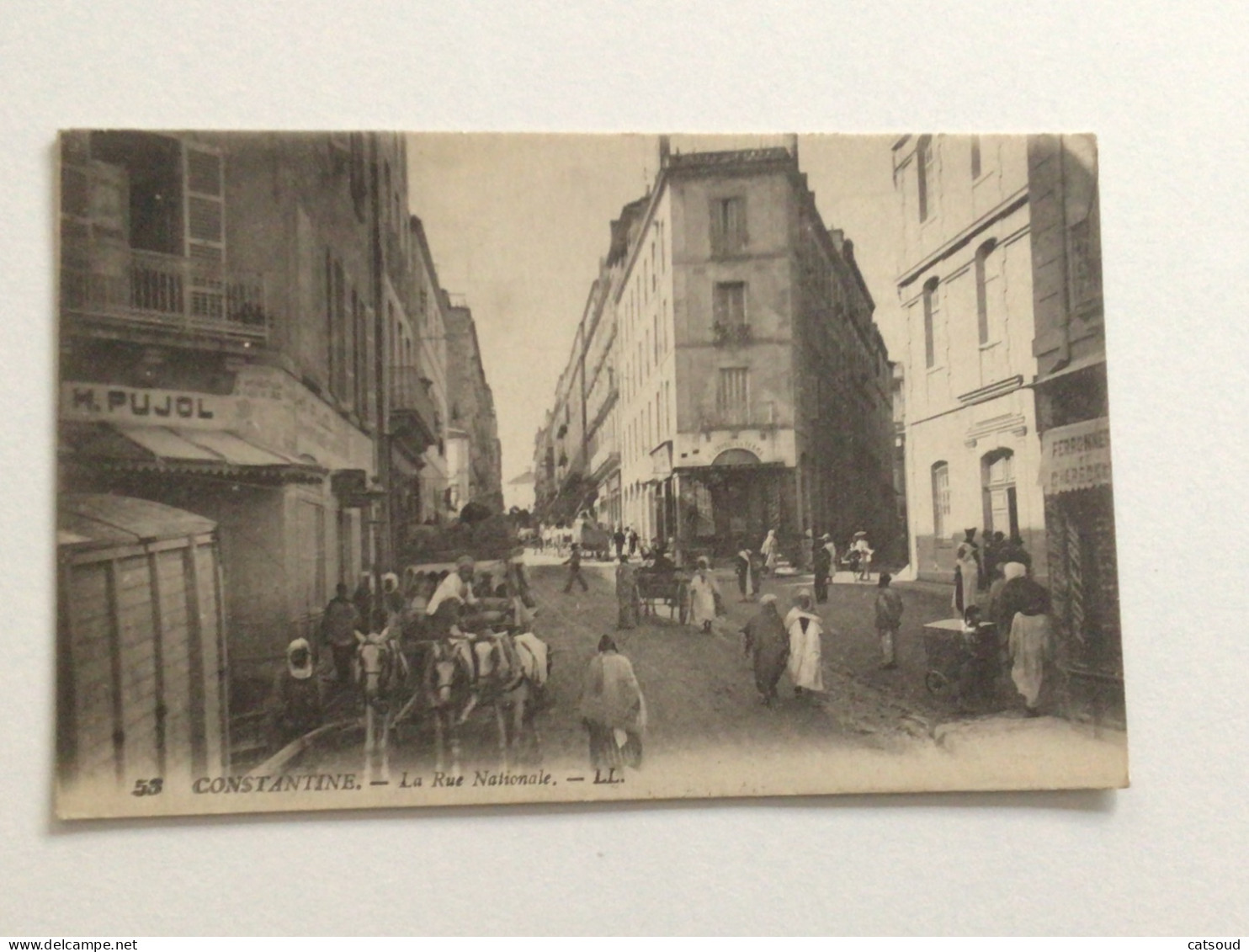 Carte Postale Ancienne (1919) Constantine La Rue Nationale - Konstantinopel