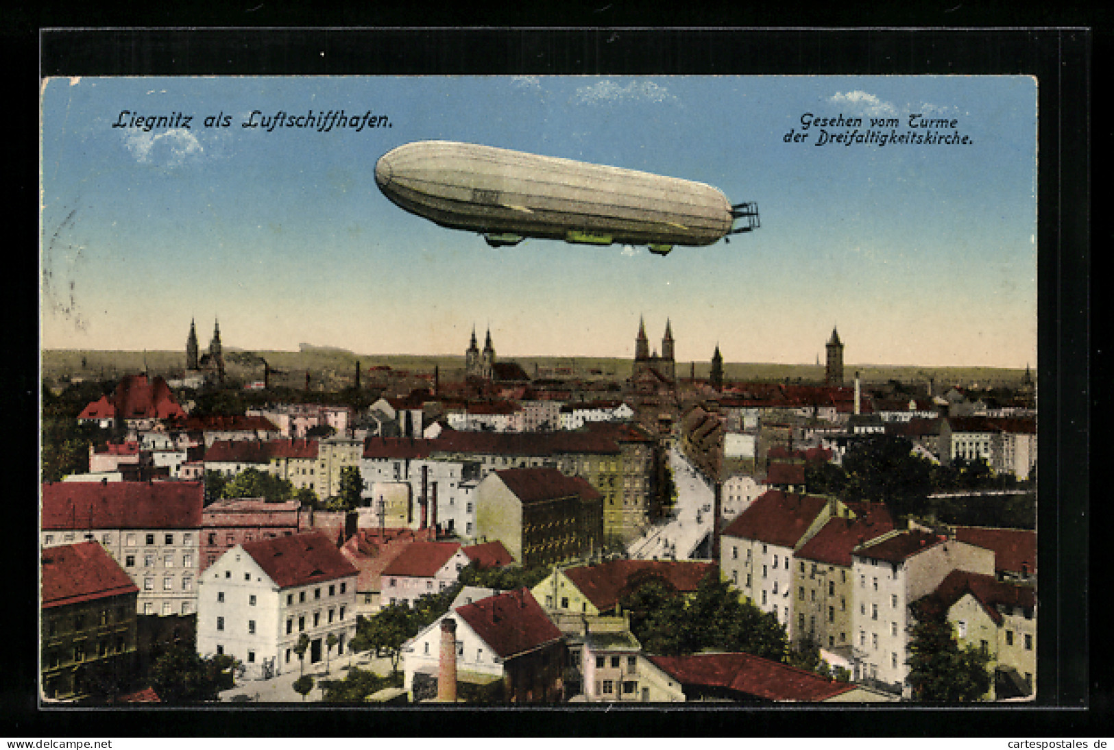 AK Liegnitz, Zeppelin über Der Stadt Gesehen Vom Turm Der Dreifaltigkeitskirche  - Schlesien
