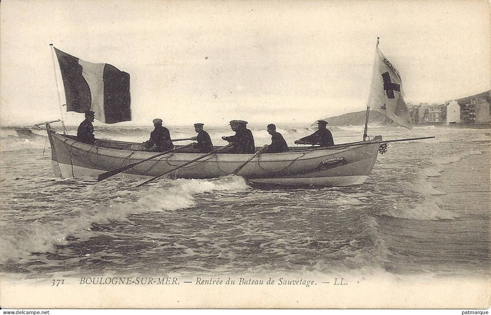Boulogne Sur Mer - Rentrée Du Canot DeSauvetage  .....L.L 371 - Boulogne Sur Mer