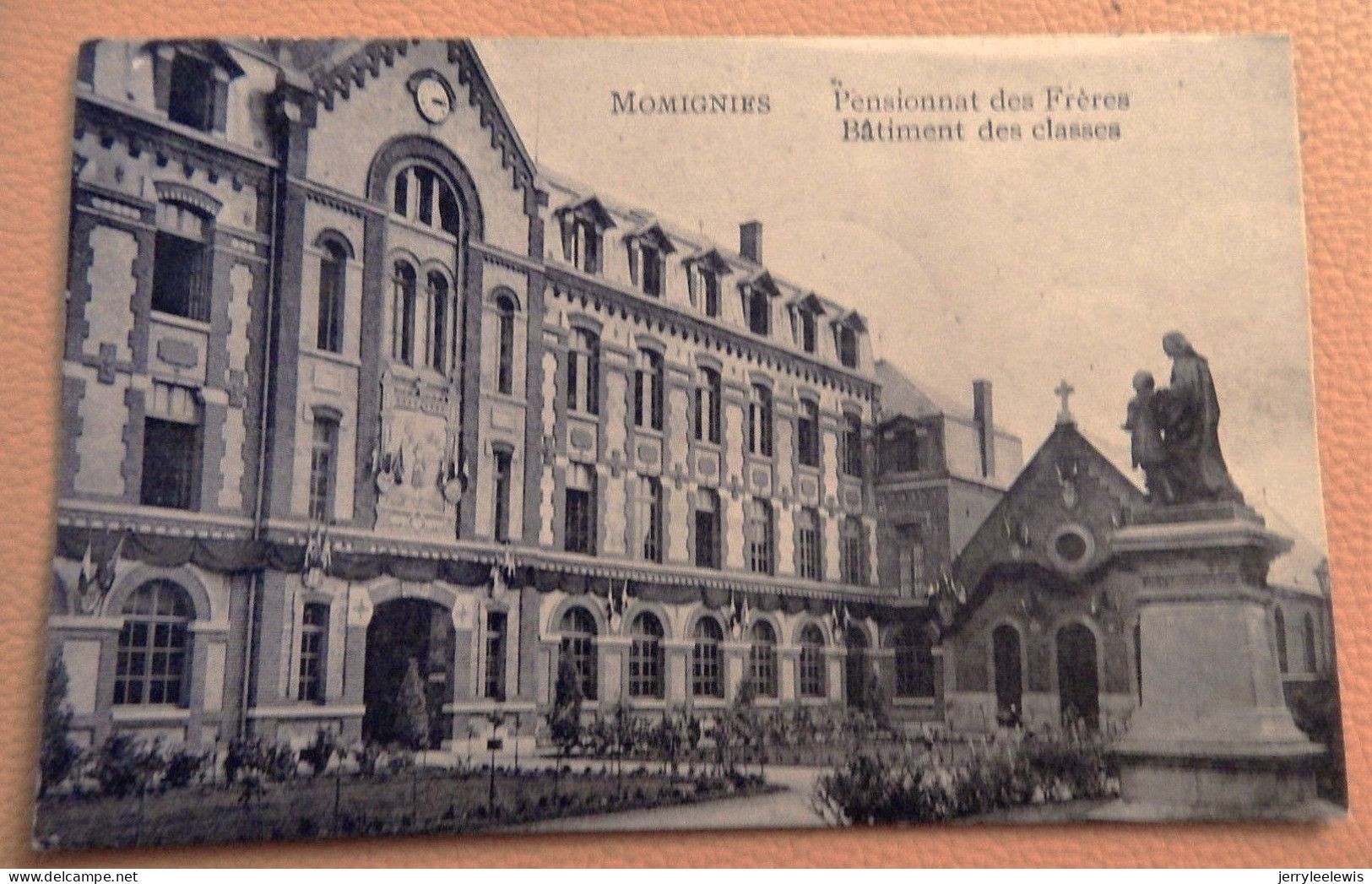 MOMIGNIES  -  Pensionnat Des Frères  - Bâtiment Des Classes - Momignies