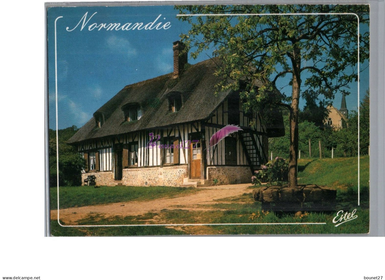 NORMANDIE - Une Jolie Maison Normande Au Toit De Chaume Avec Ces Colombage Pommier - Basse-Normandie