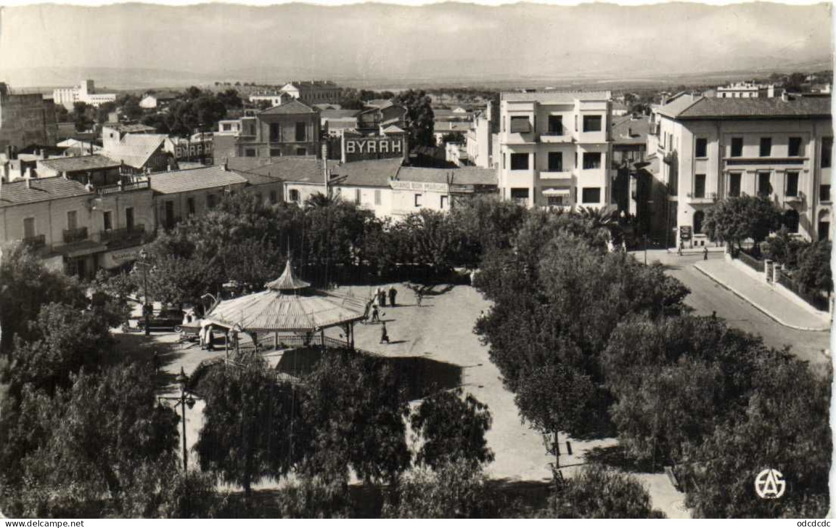 MASCARA  La Place Gambetta Kiosque Byrrh RV - Autres & Non Classés