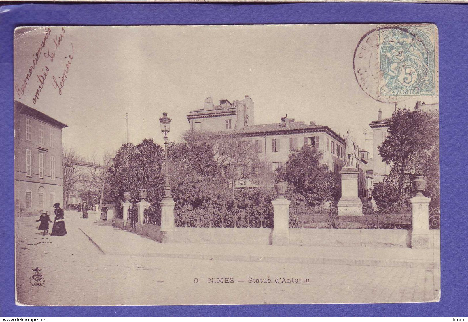 30 -NIMES - STATUE ANTONIN - ANIMEE - - Nîmes