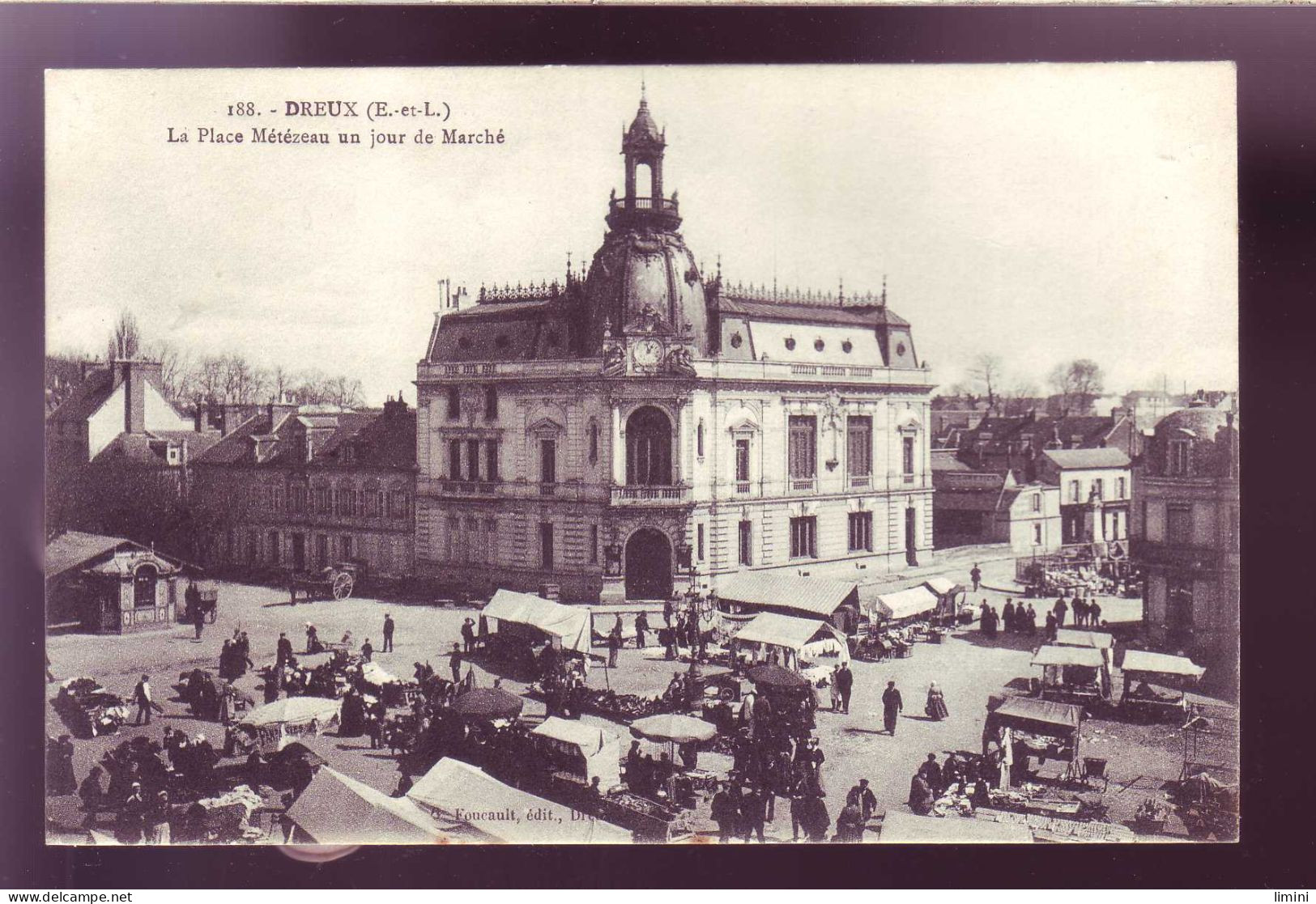 28 - DREUX - PLACE METEZEAN - JOUR De MARCHÉ -  ANIMÉE - - Dreux