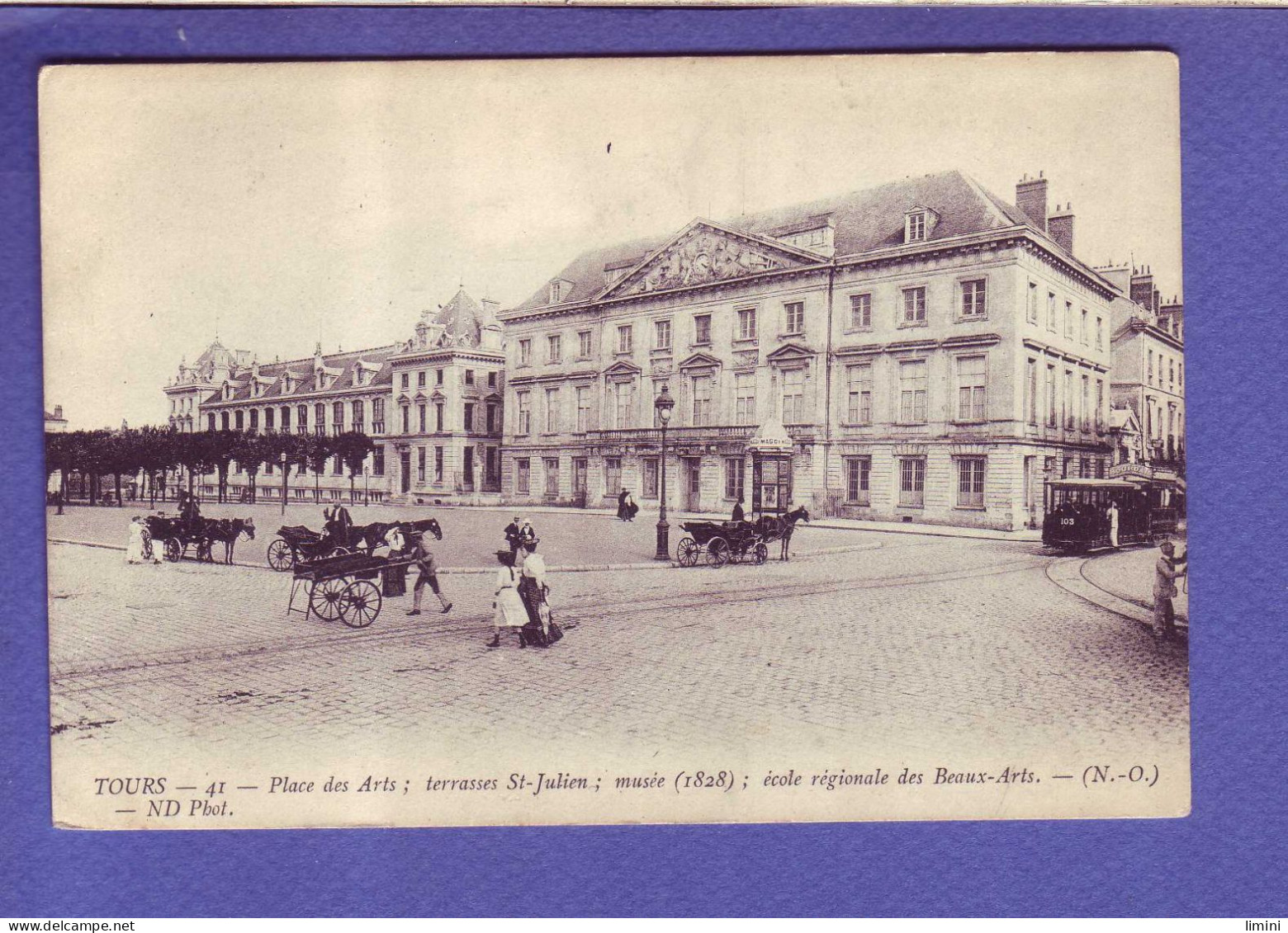 37 - TOURS - PLACE Des ARTS - MUSEE Et ECOLES Des BEAUX ARTS - ATTELAGE - ANIMEE -  - Tours