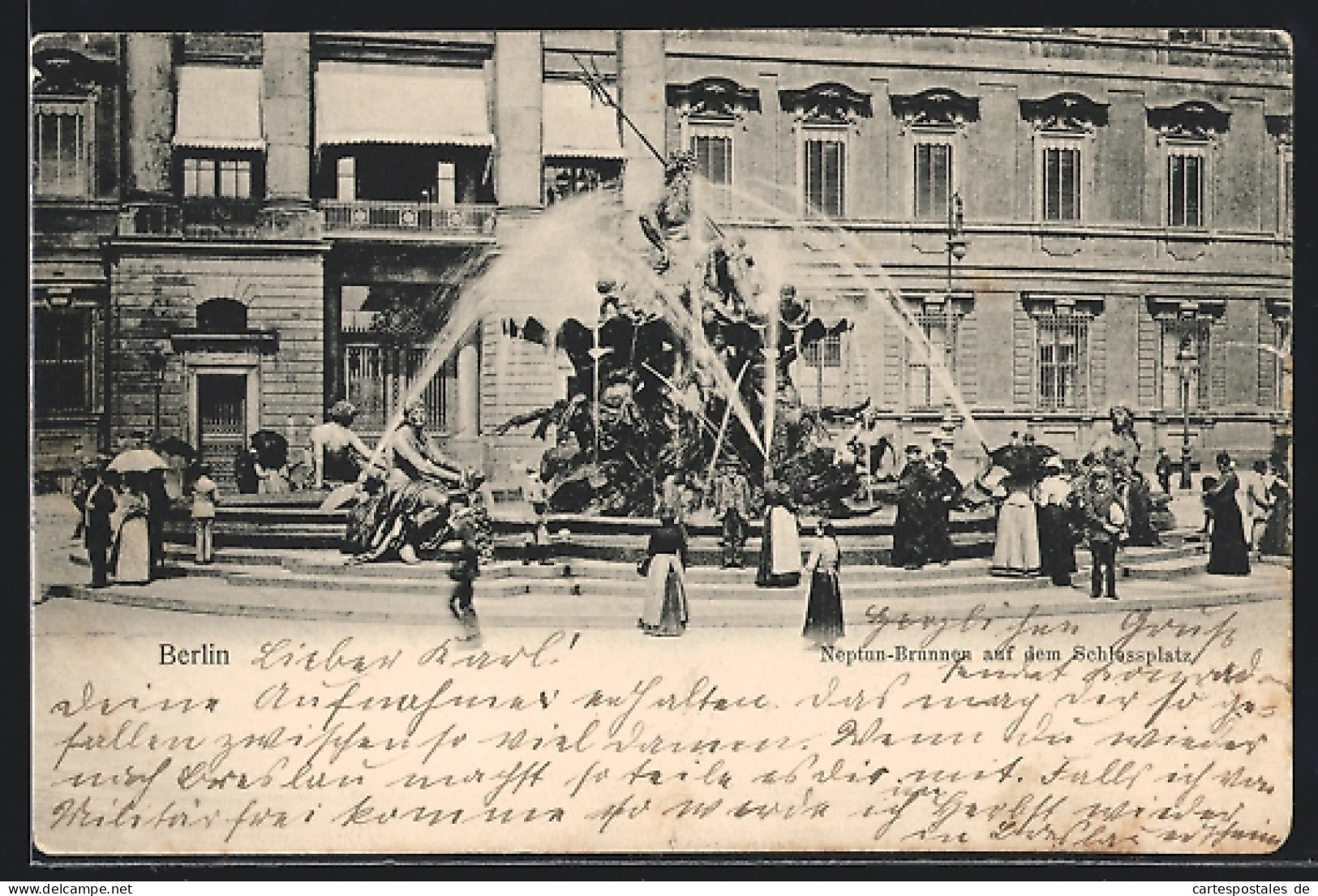 AK Berlin, Neptun-Brunnen Auf Dem Schlossplatz  - Mitte