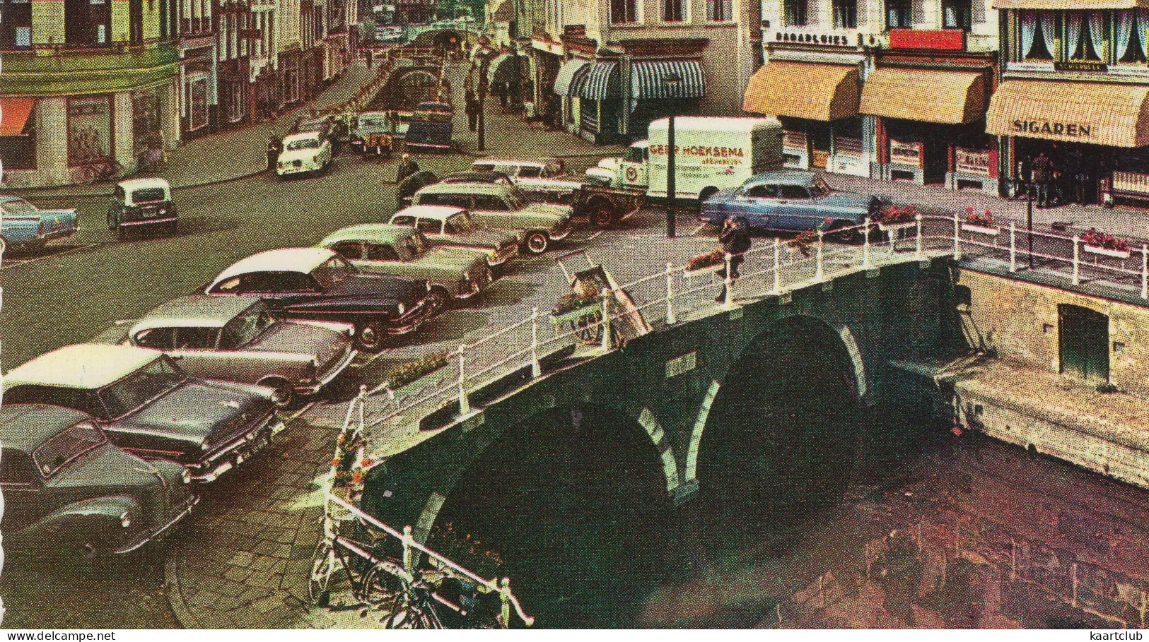 Leeuwarden: AUSTIN A40 DORSET, OPEL KAPITÄN P1, FORD CRESTLINER, VENDOME, TAUNUS P1 KOMBI - Kelders Met Naauw- (Holland) - Passenger Cars