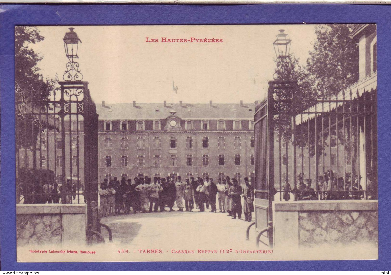 65 - TARBES - CASERNE REFFYE - 12 éme INFANTERIE - ANIMEE - - Tarbes