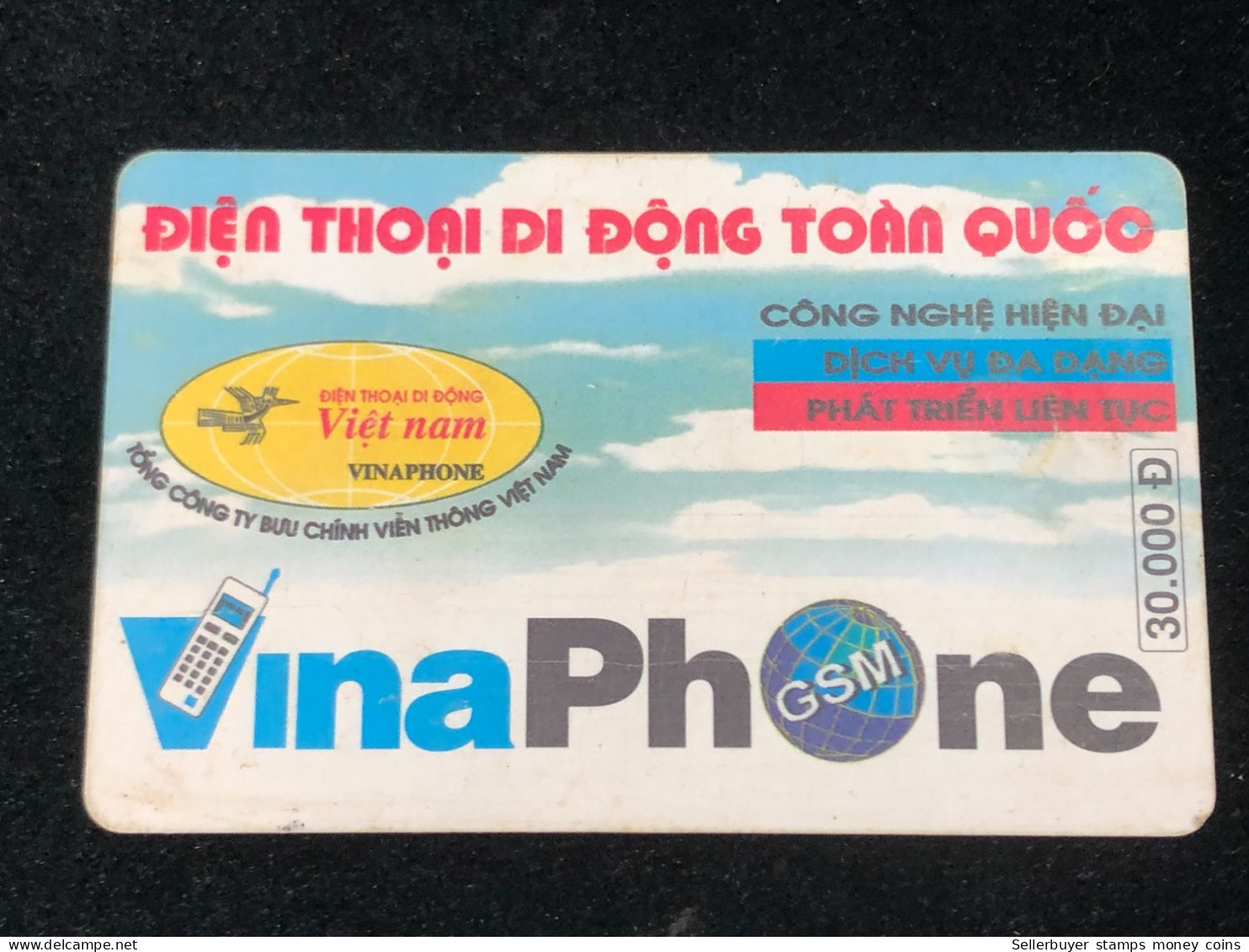 Vietnam This Is A Vietnamese Cardphone Card From 2001 And 2005(vina Phone- 30 000dong)-1pcs - Vietnam