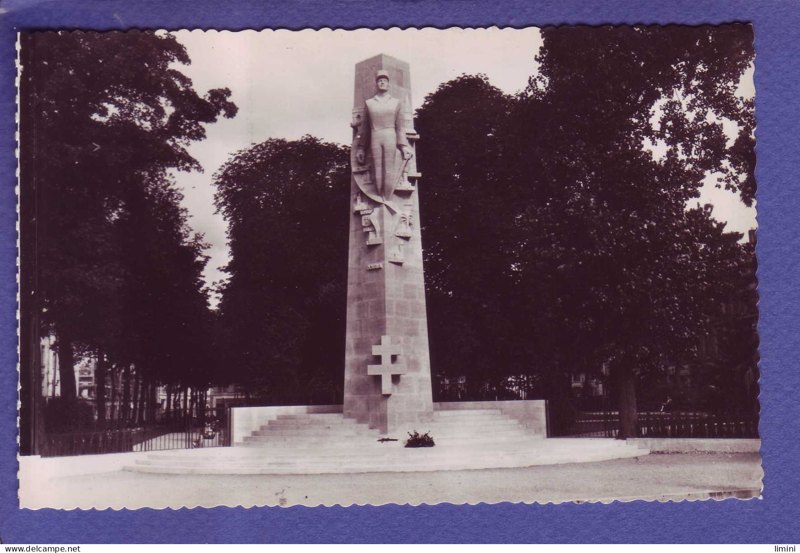 80 - AMIENS - MONUMENT Au GENERAL LECLERC - JOEL Et JEAN MARTEL -  - Amiens