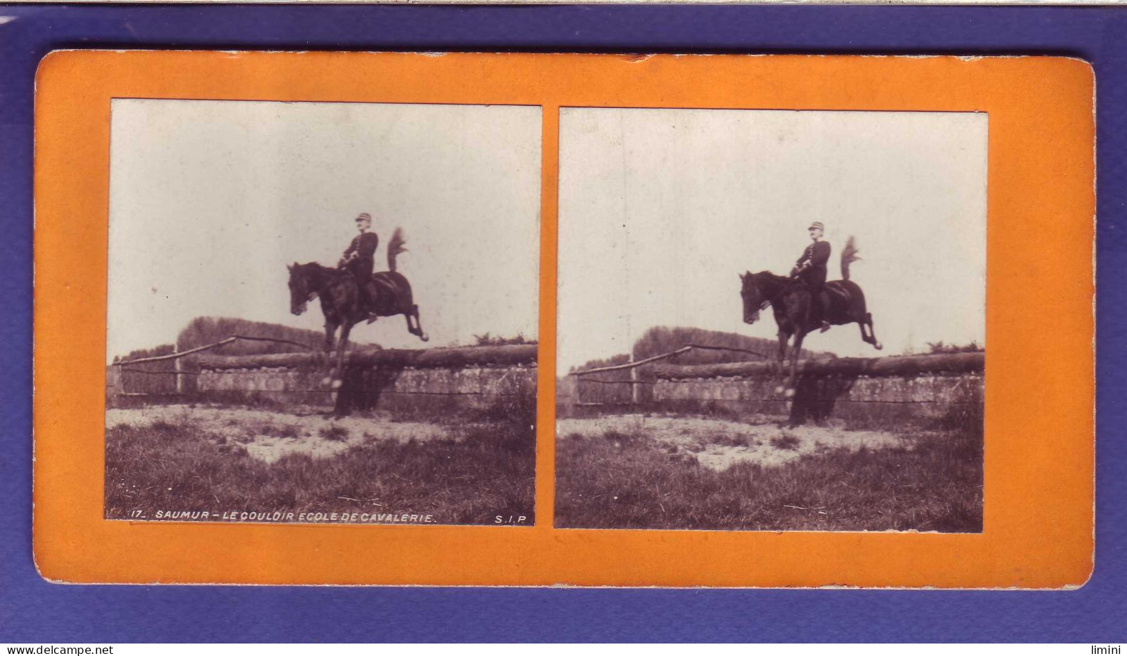 49 - CARTE STÉREOSCOPIQUE - SAUMUR - ECOLE De CAVALERIE - COULOIR -  - Saumur