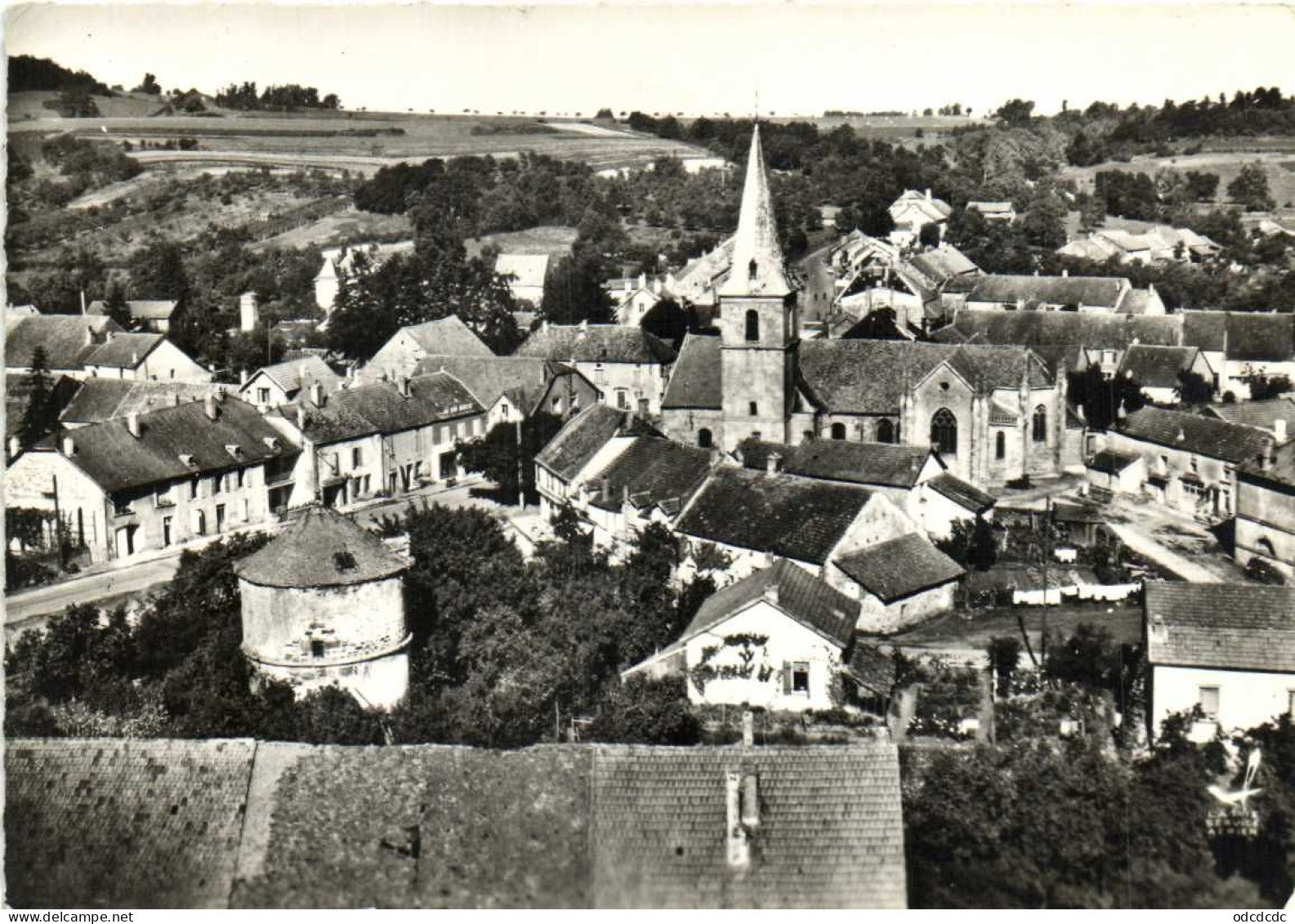 CPSM Grand Format EN AVION AU DESSUS DE ...CHALINDREY L'Eglise Et Le Pigeonnier   RV - Chalindrey