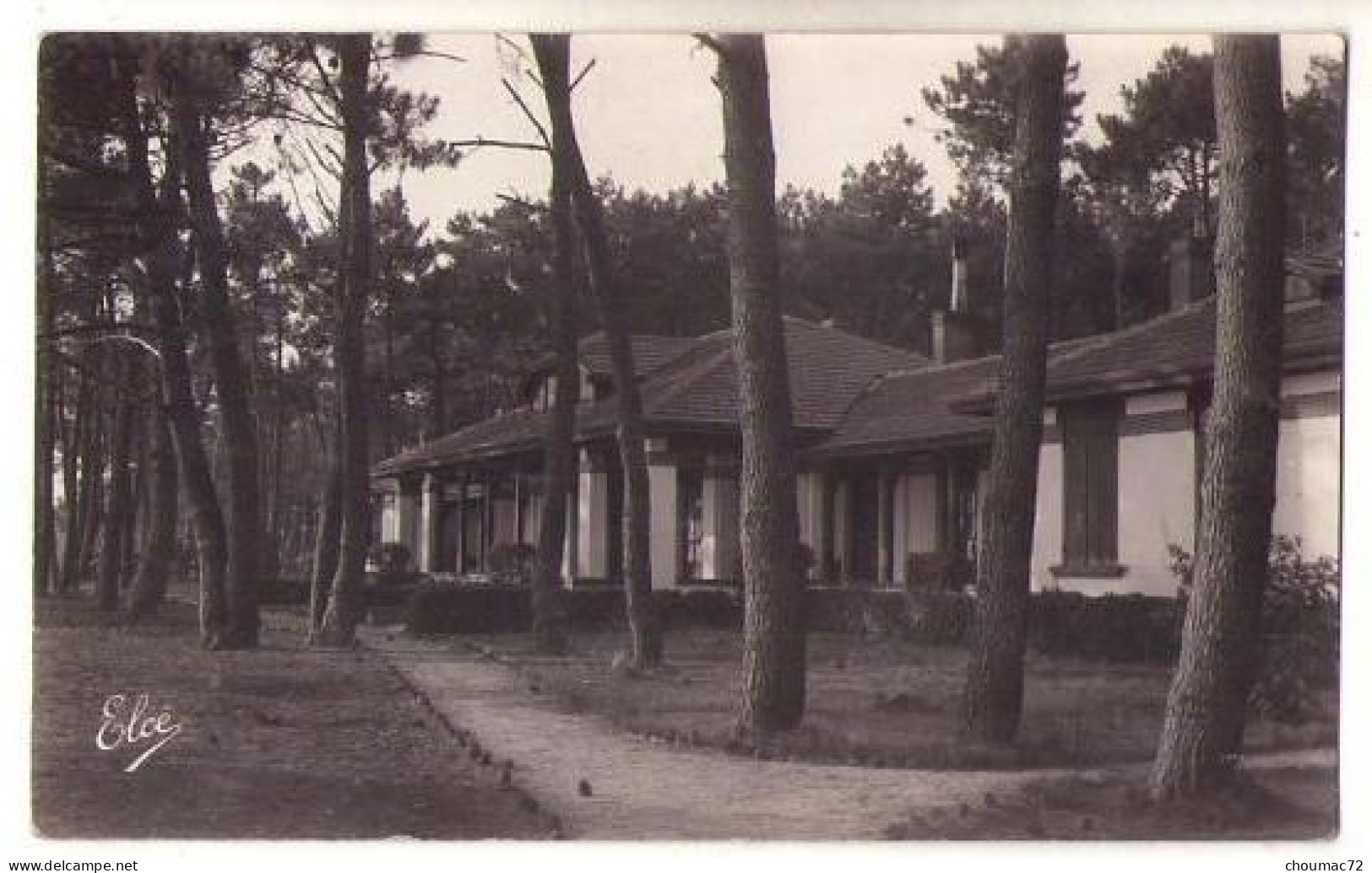 (33) 400, Arès, Laforet 1, Fondation Wallerstein, Aérium, Façade Sud - Arès