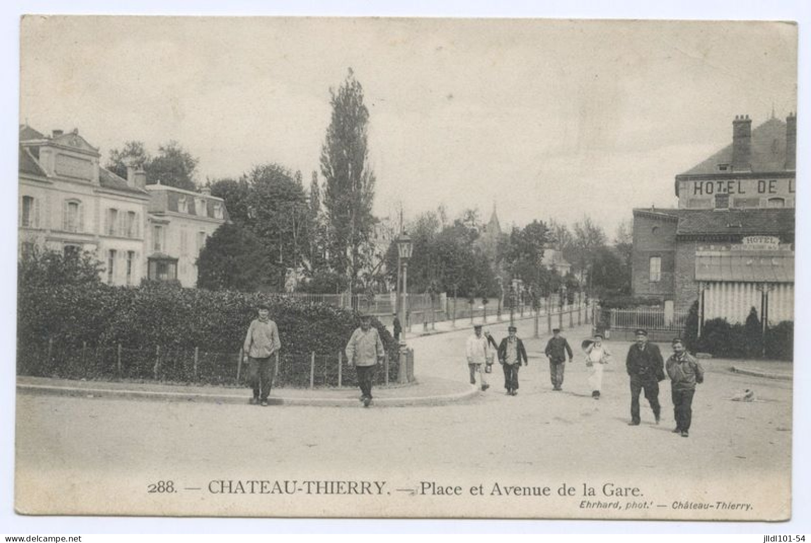 Château-Thierry, Place Et Avenue De La Gare (lt 10) - Chateau Thierry