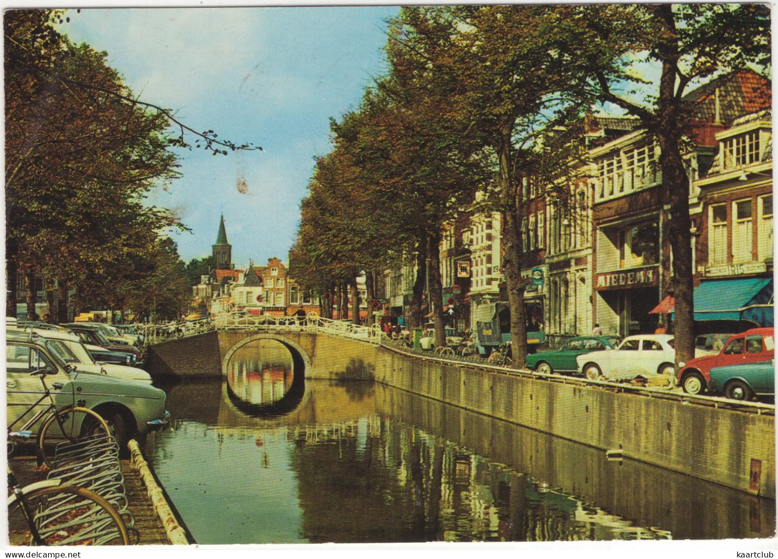 Leeuwarden: VOLVO AMAZON, CITROËN 2CV AK250, FORD 15M P6 - Nieuwestad - (Holland) - PKW