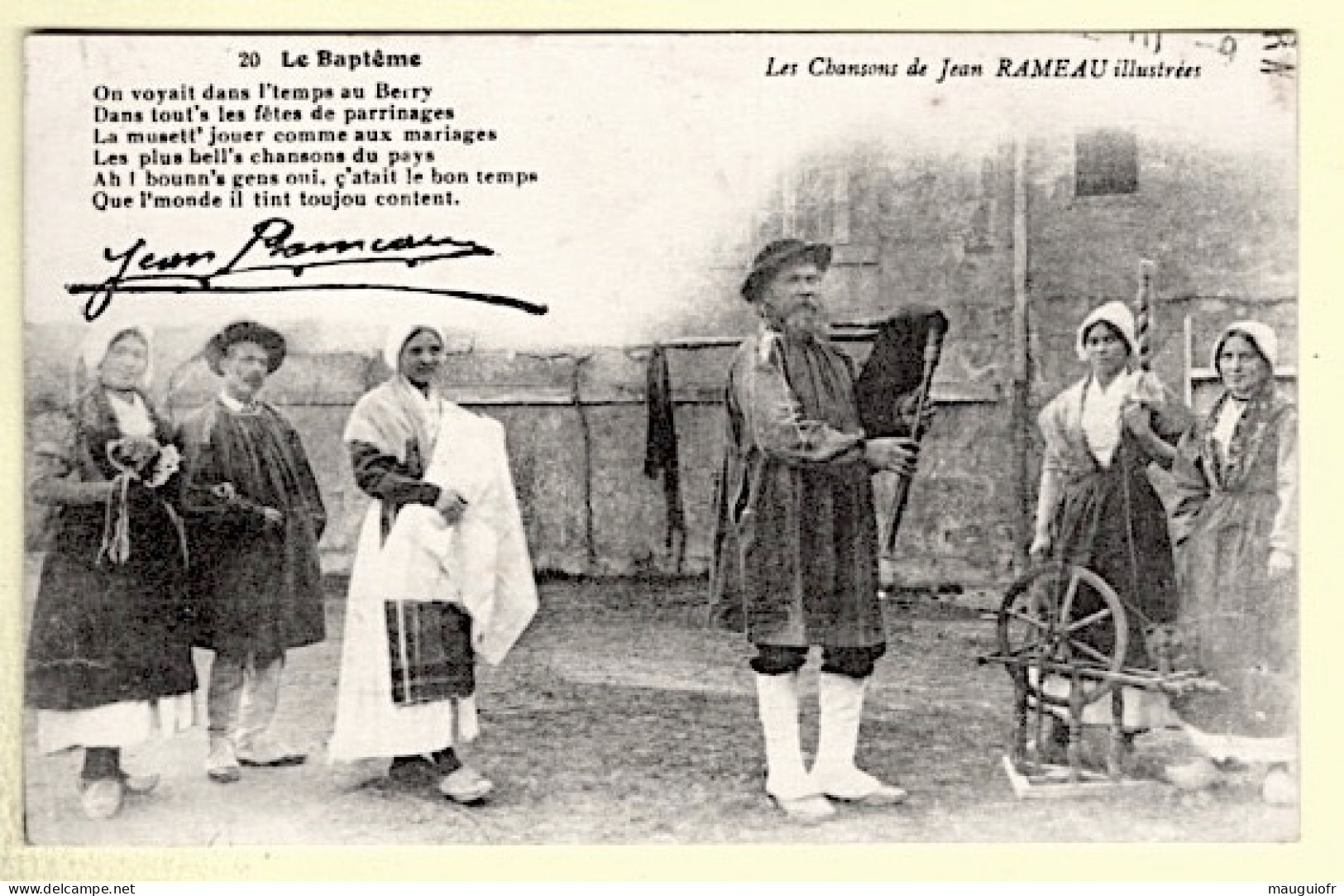 FOLKLORE / COSTUMES ET MUSIQUE / AU BERRY, LE JOUEUR DE MUSETTE LORS D'UN BAPTÊME / 1915 - Tänze