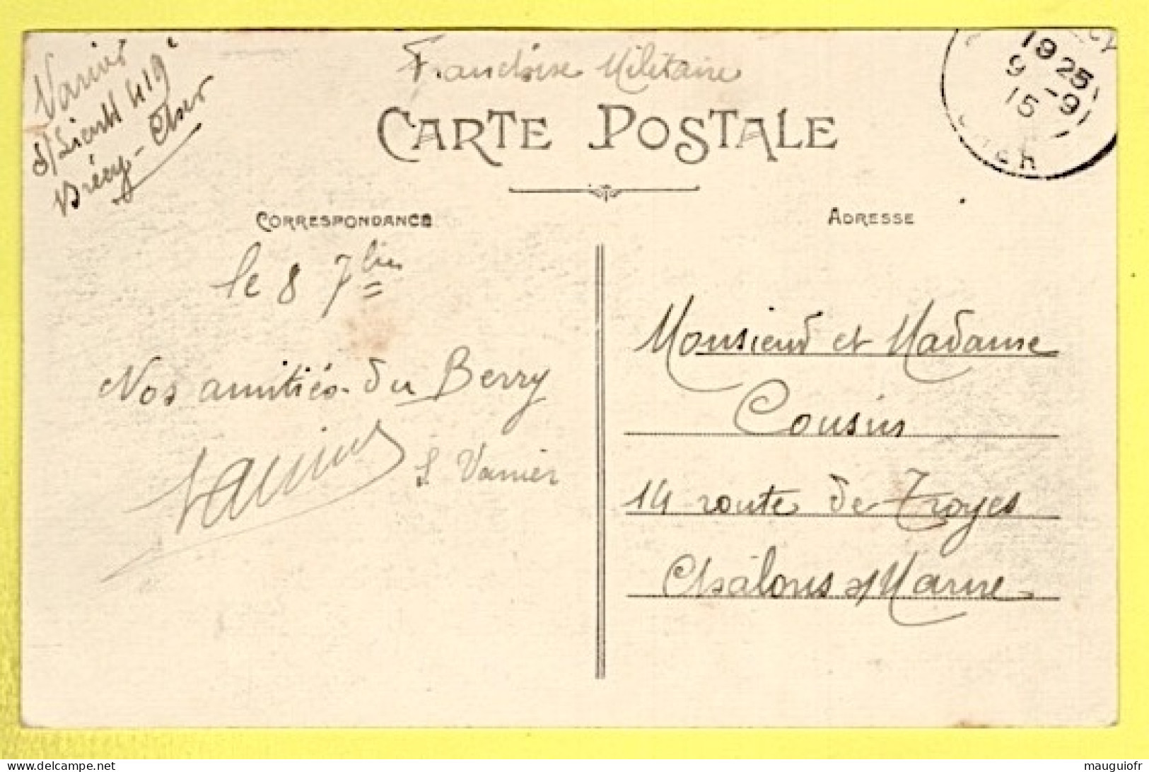 FOLKLORE / COSTUMES ET MUSIQUE / AU BERRY, LE JOUEUR DE MUSETTE LORS D'UN BAPTÊME / 1915 - Dans