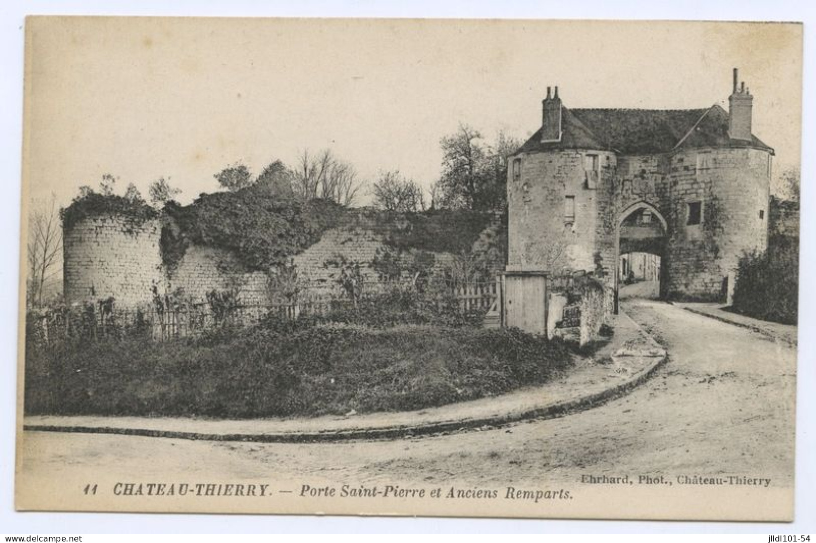 Château-Thierry, Porte Saint Pierre Et Anciens Remparts (lt 10) - Chateau Thierry