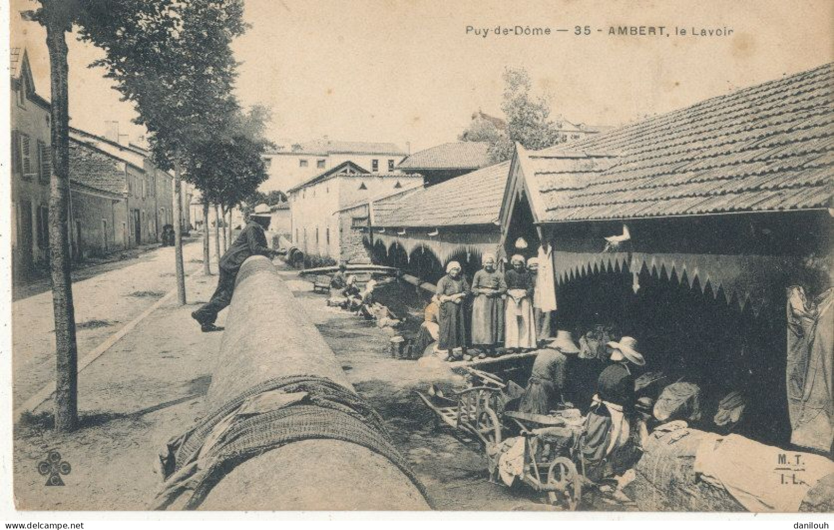 63 // AMBERT    Le Lavoir  35 - Ambert