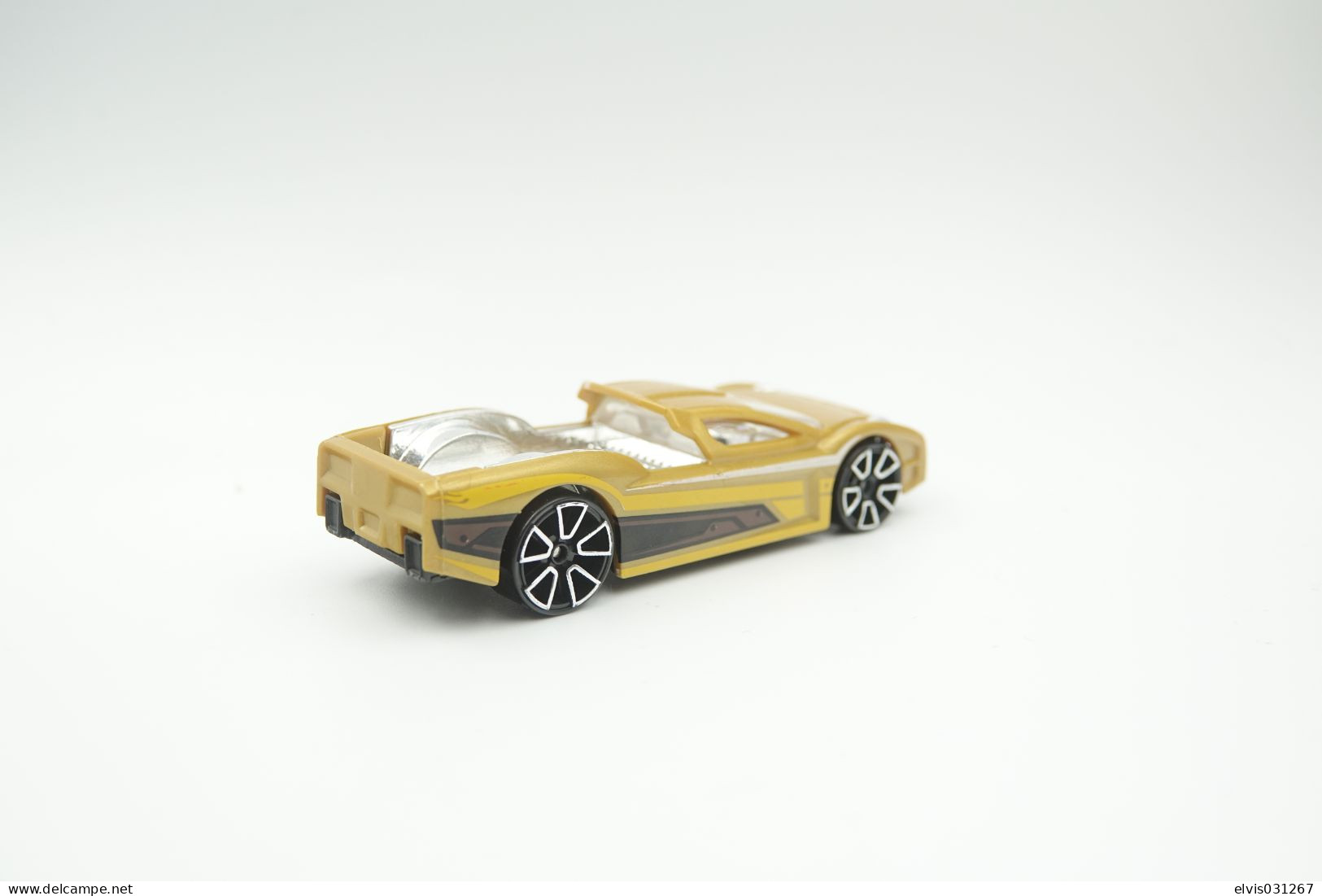 Hot Wheels Mattel Hypertruck -  Issued 2013, Scale 1/64 - Matchbox (Lesney)