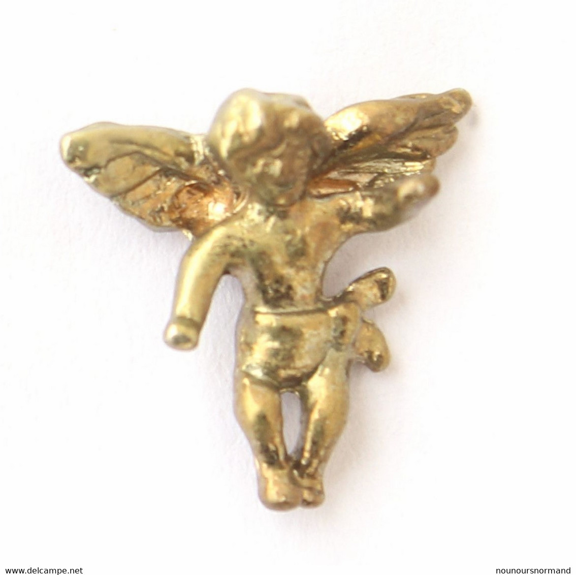 Superbe Pin's Doré Et Relief ANGELOT - K615 - Other & Unclassified