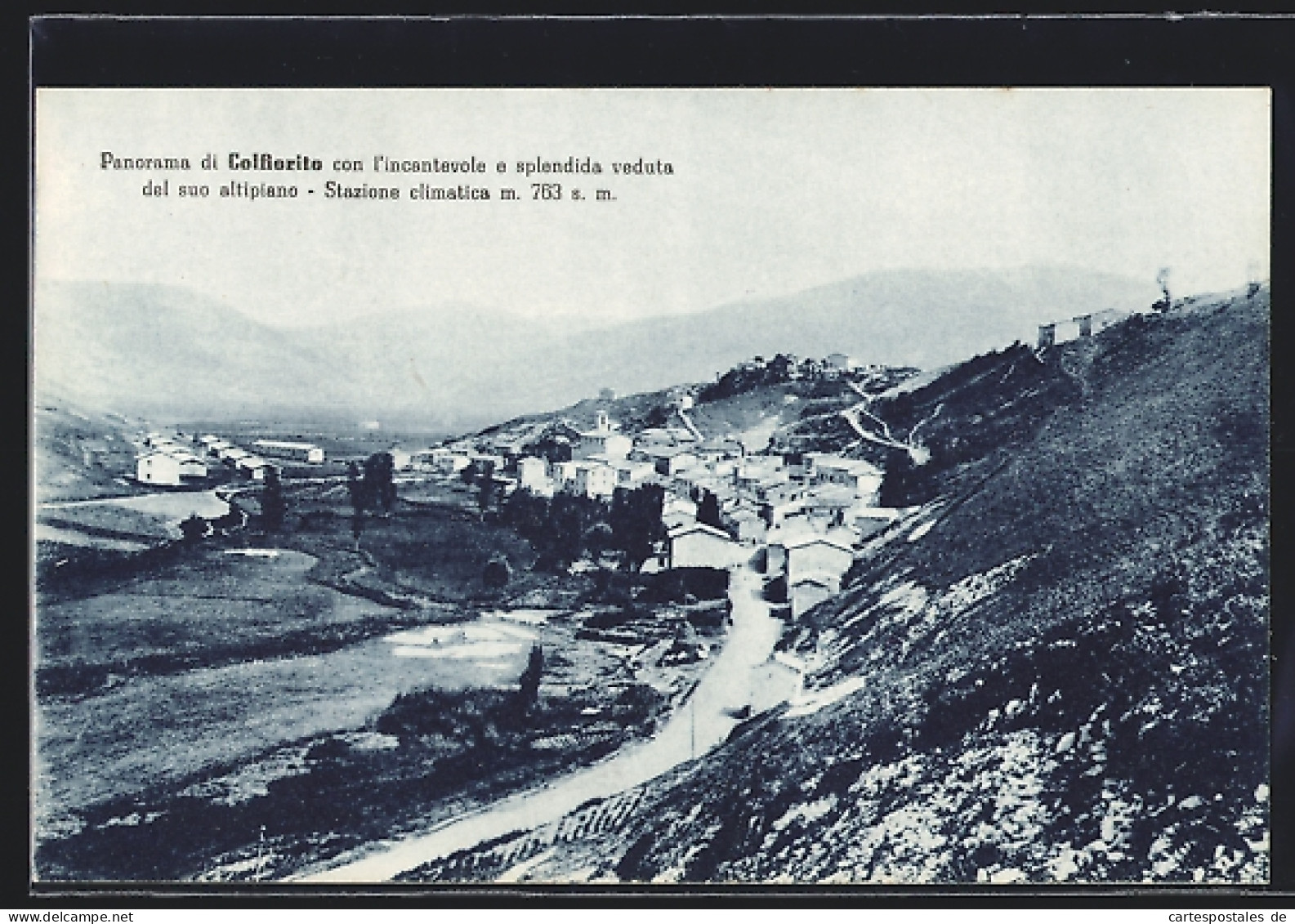 Cartolina Colfiorito, Panorama Con L`incantevole E Splendida Veduta Del Suo Altipiano  - Autres & Non Classés