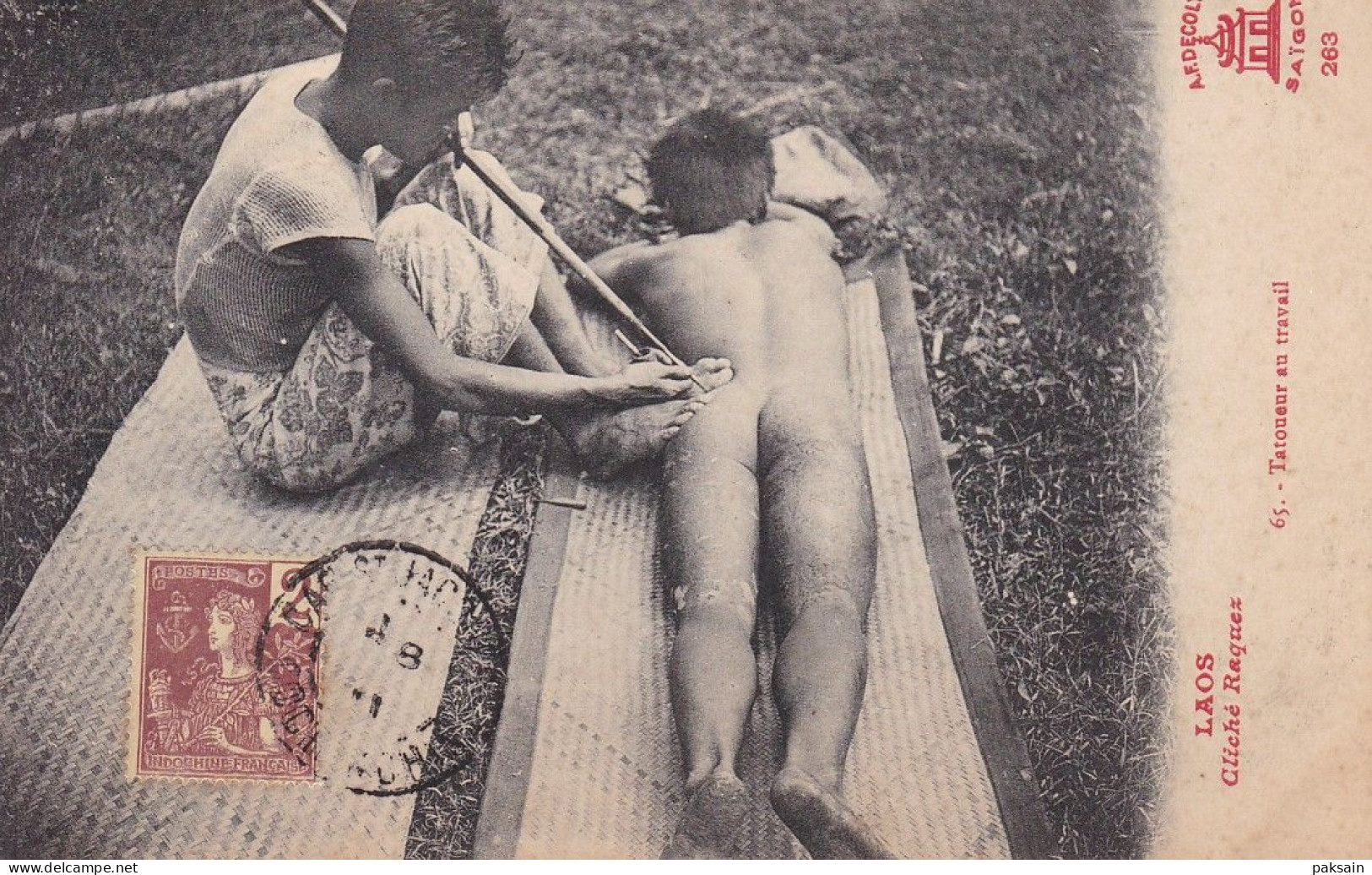 Rare TATOUAGE Au LAOS - Tatoueur Au Travail Sur Un Homme Nu Cliché Raquez édition Decoly Indochine Indochina - Laos