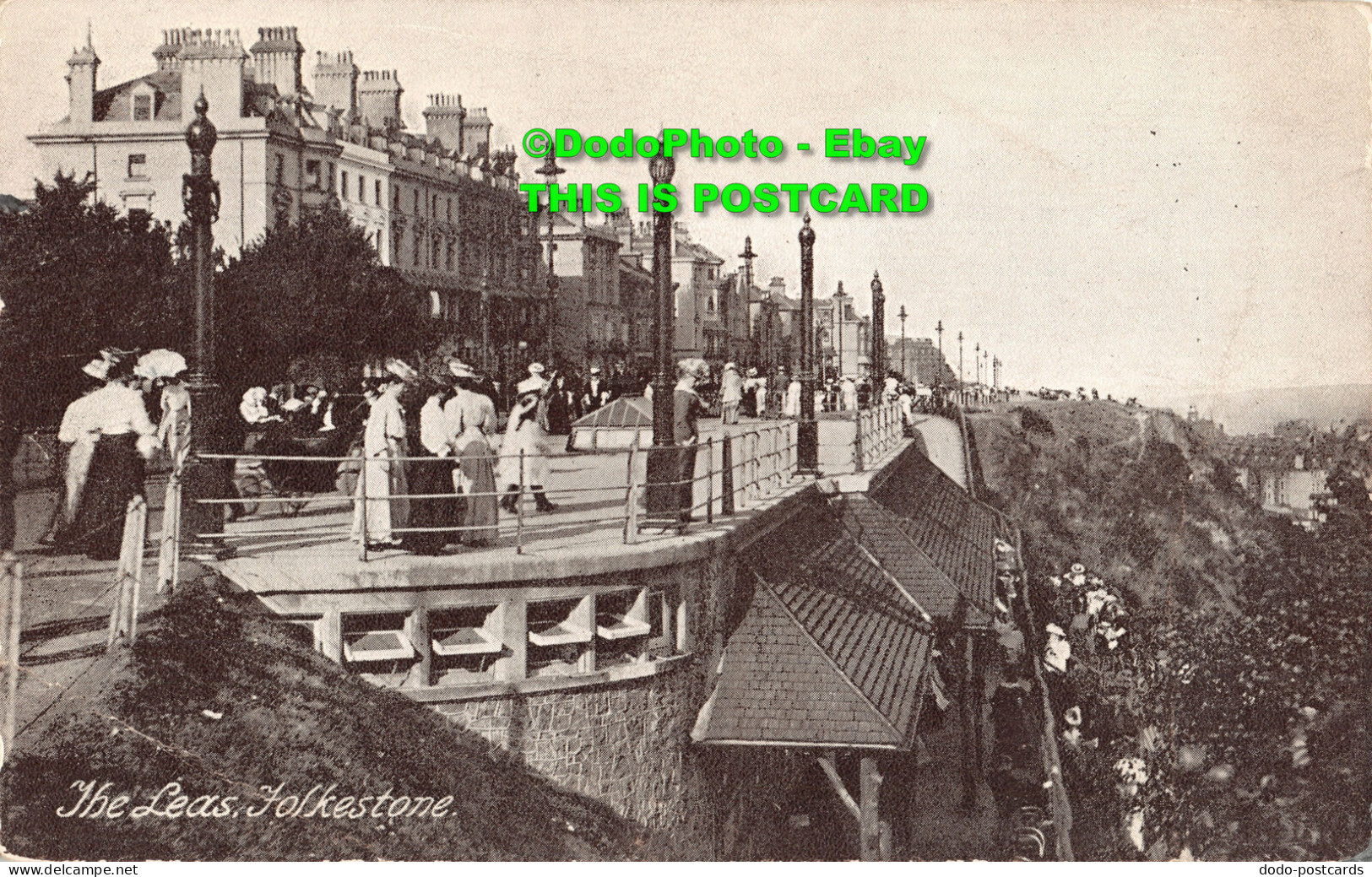 R455407 The Leas. Folkestone. Fine Art Post Cards. Bretts Publications - World