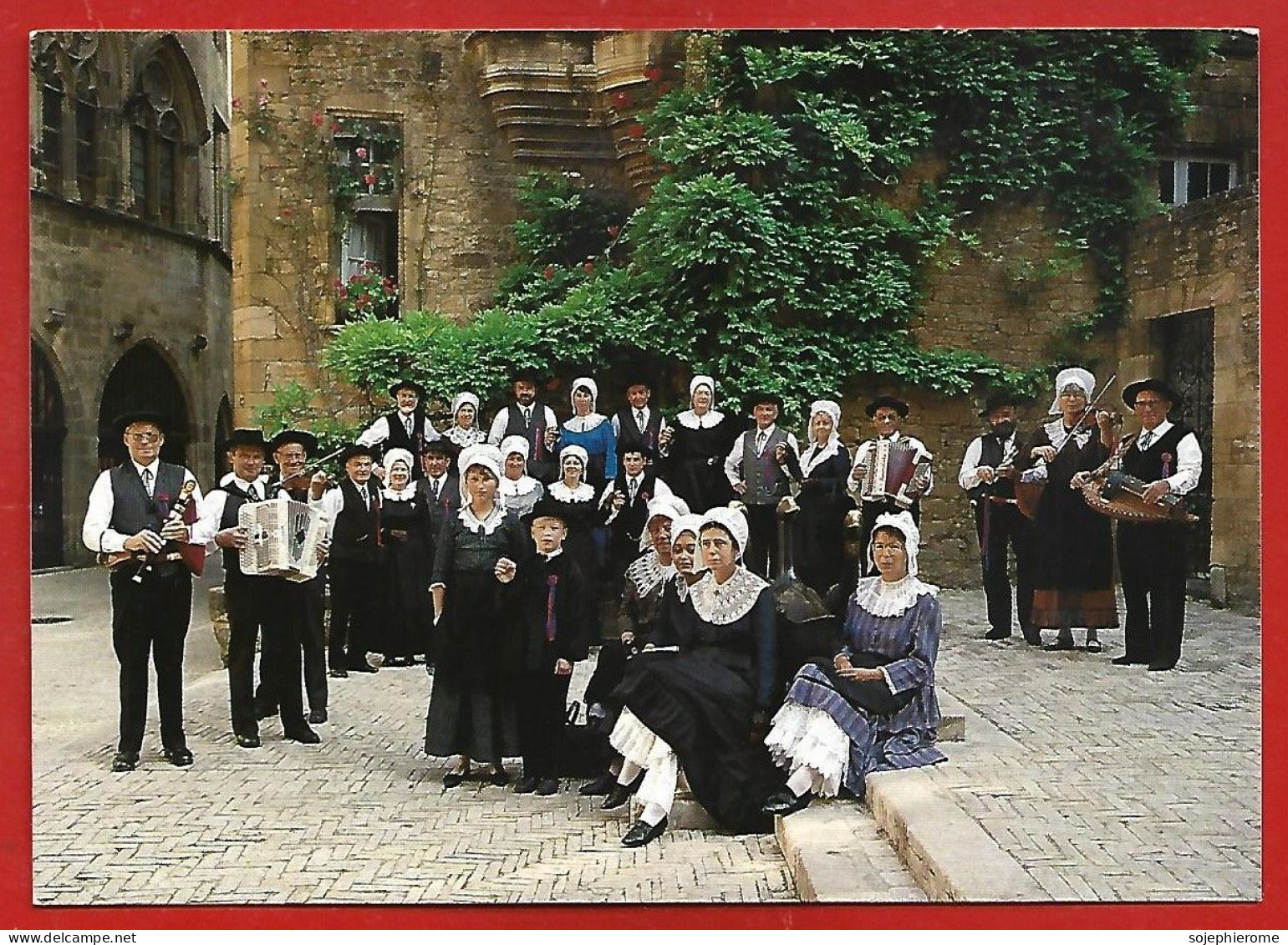 Sarlat (24) Groupe Félibréen "Les Pastoureaux Sarladais" 2scans Vielle Violon Biniou Accordéon - Sarlat La Caneda