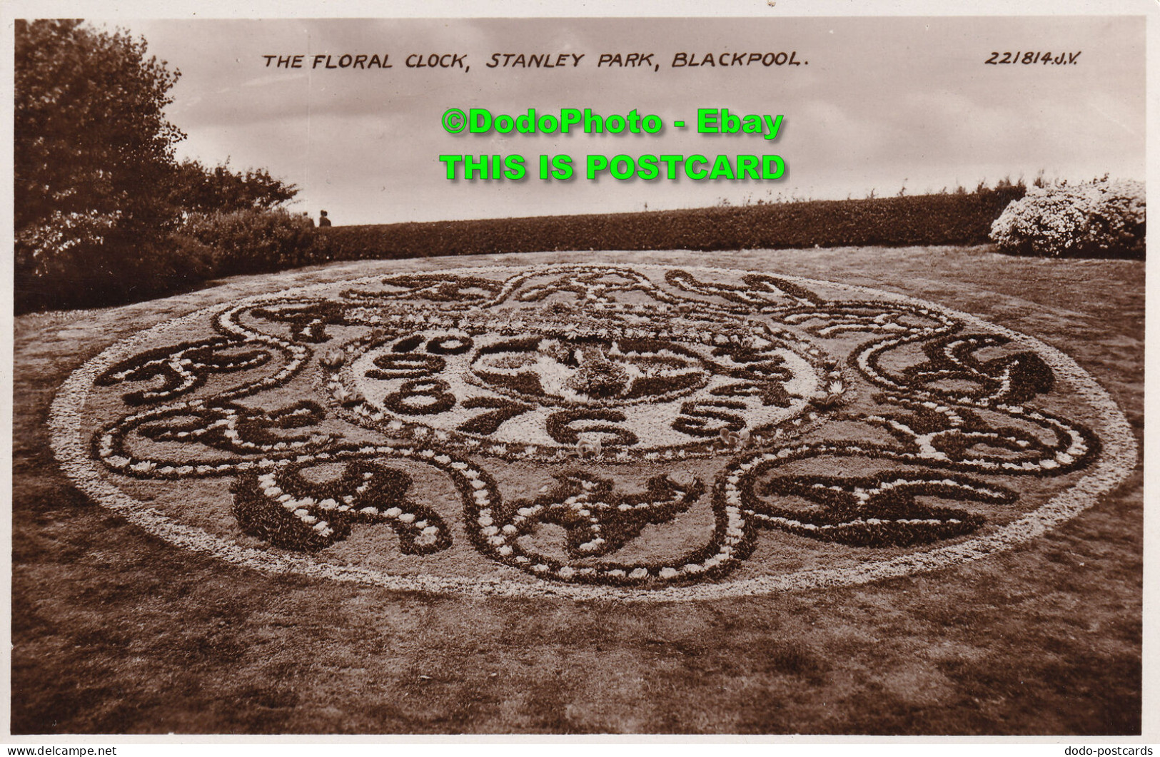 R455502 The Floral Clock. Stanley Park. Blackpool. 221814. Allen And Sons. 1201. - World