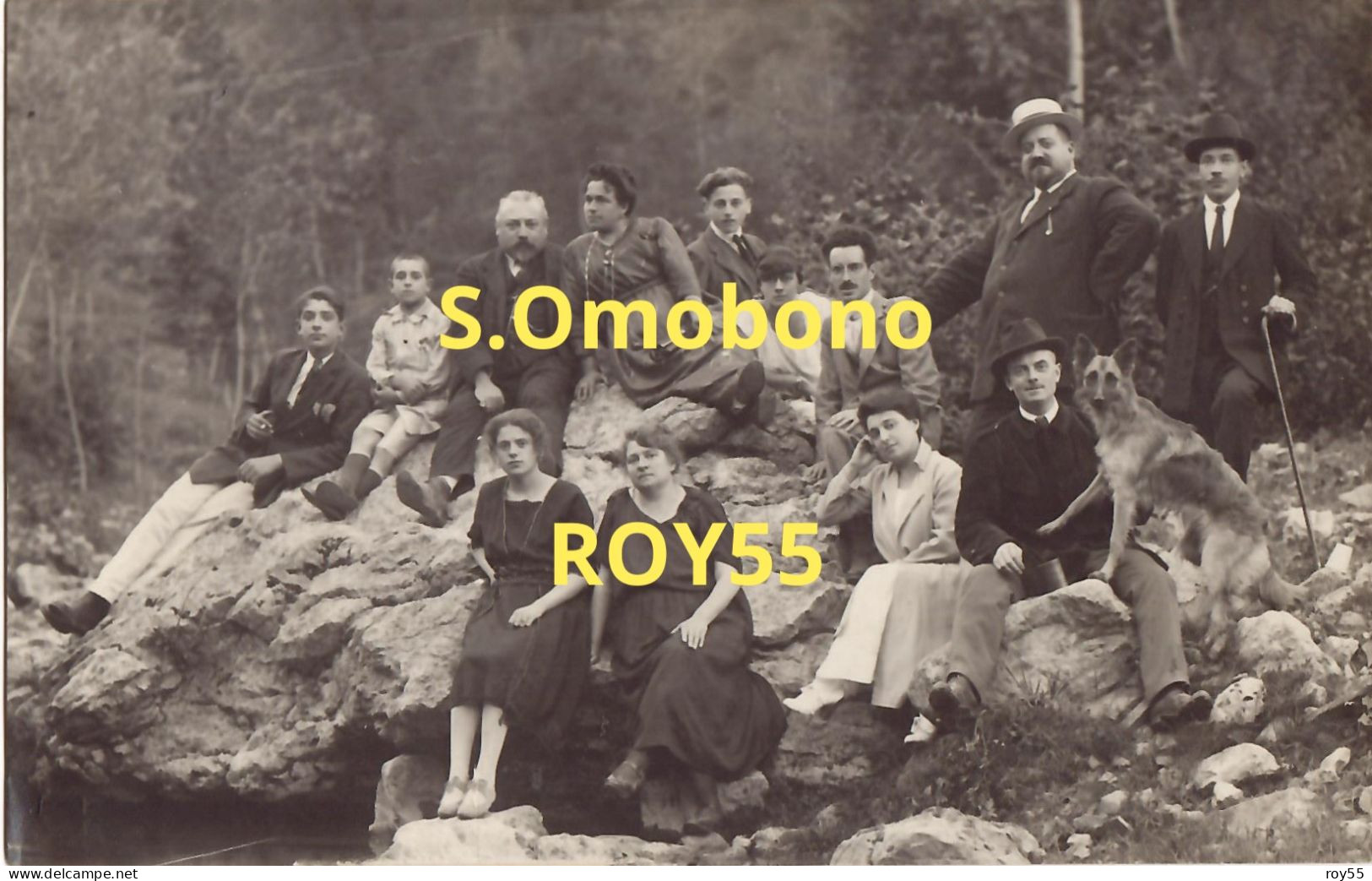 Lombardia-bergamo-sant'omobono Ricordo Della Fonte Di S.omobono Foto Gruppo Visitatori Del 1922 (f.picc./v.retro) - Autres & Non Classés