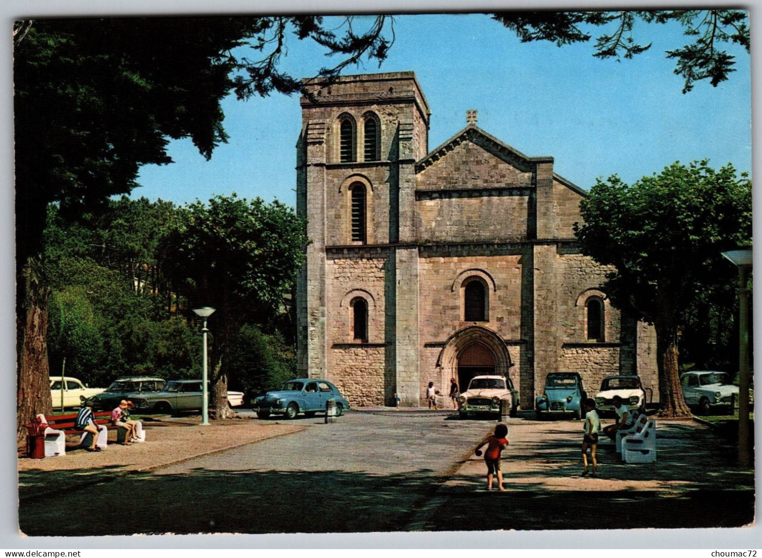 GF (33) 679, Soulac Sur Mer, Combier E Ci 12, Basilique Notre Dame De La Fin Des Terres, 2 Cv Citroen - Blaye