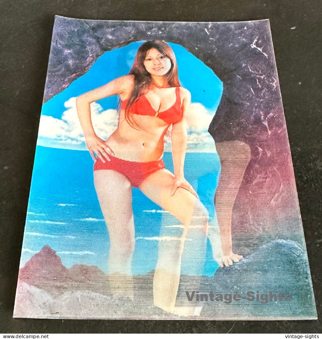 PK-265: Nude Bikini Girl Of The Grotto / Pin-Up (Vintage 3D Stereo Effect Postcard Toppan) - Pin-Ups