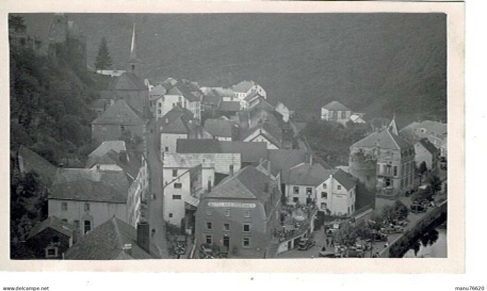 Ref 3 - Photo :vue Ville Et Hotel Des Ardennes à Esch Sur Sure Au Luxembourg  . - Europa