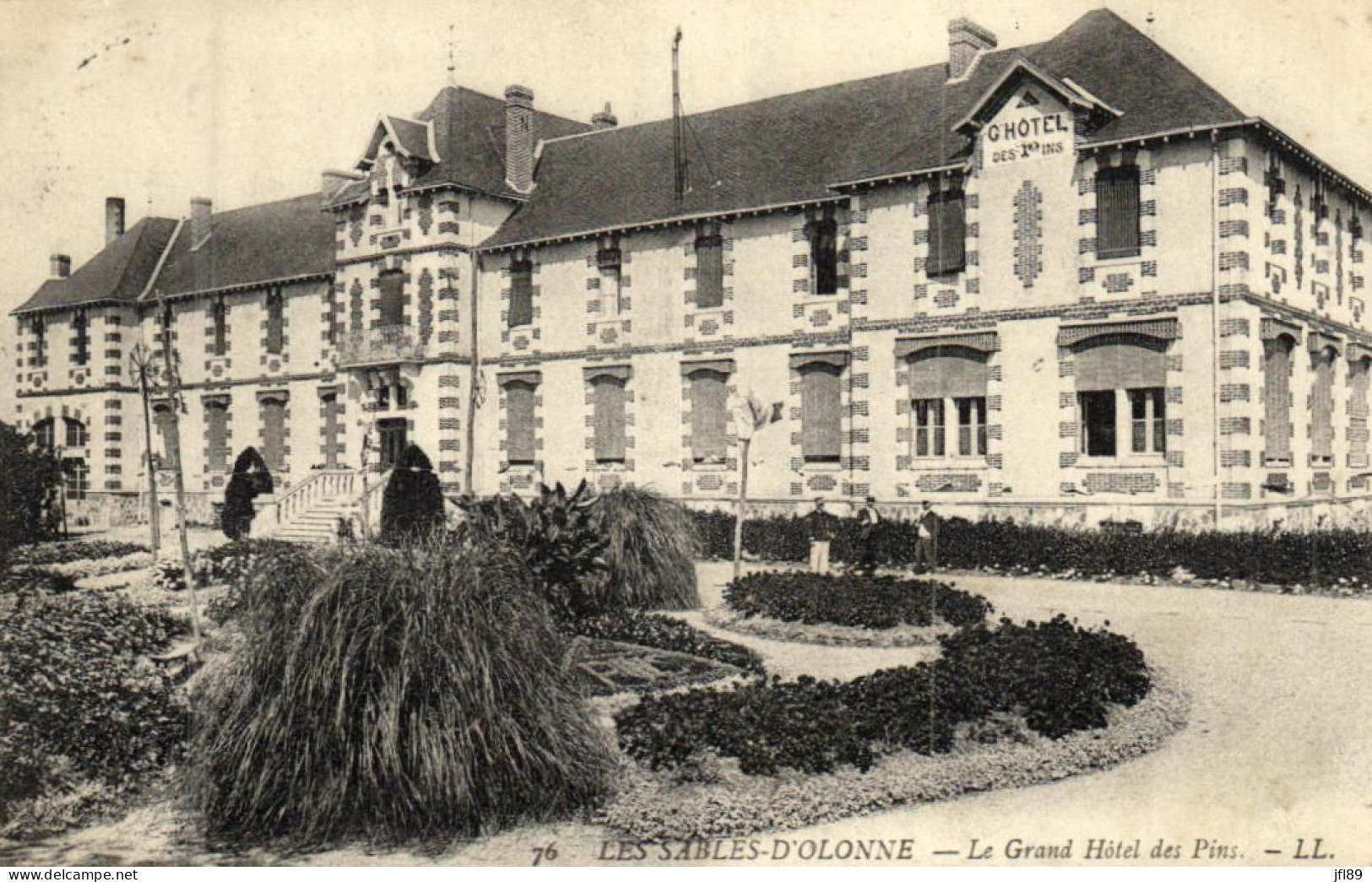 France > [85] Vendée > Sables D'Olonne - Le Grand Hotel Des Bains - 15157 - Sables D'Olonne