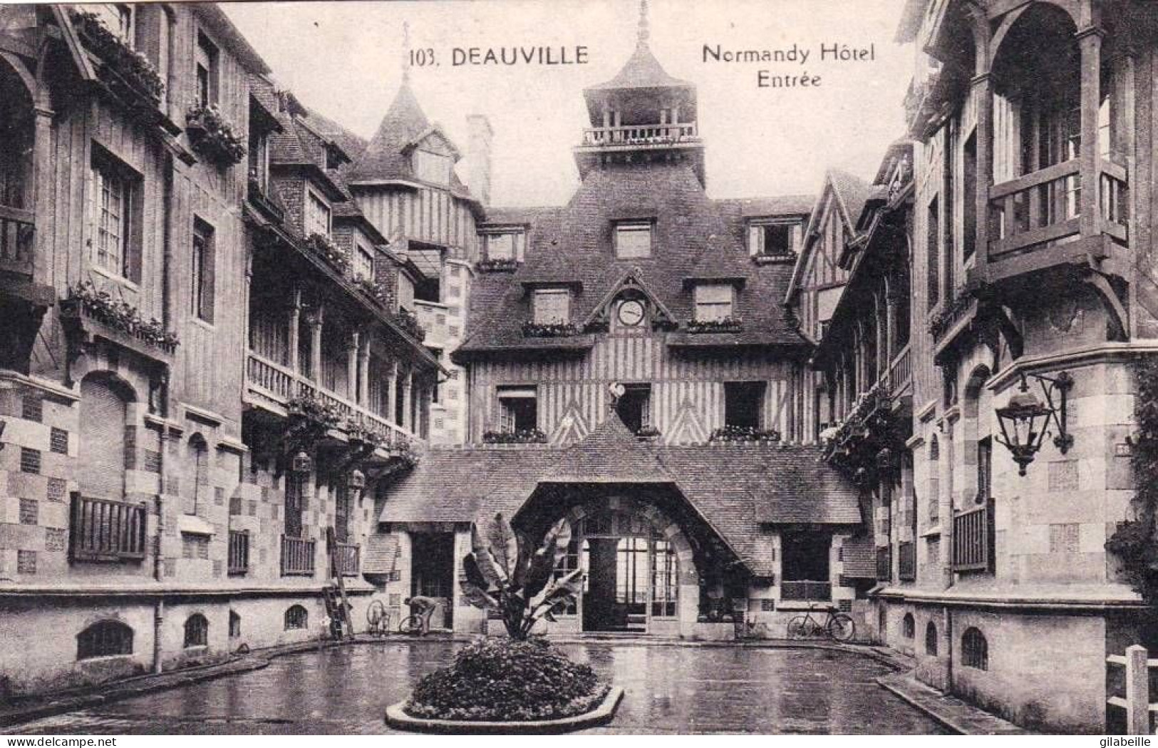 14 - Calvados - DEAUVILLE - Normandy Hotel - Entrée - Deauville