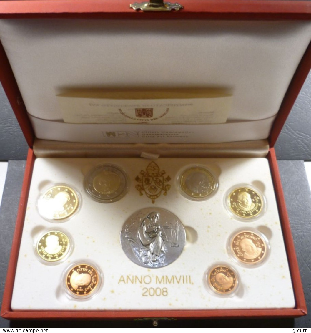 Vaticano - 2008 - Benedetto XVI - Serie Zecca 8 Valori Fondo Specchio - Con Medaglia In Argento - Vatican
