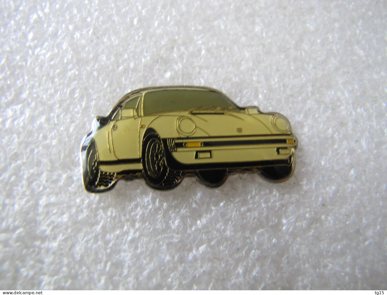 PIN'S   PORSCHE  911 - Porsche