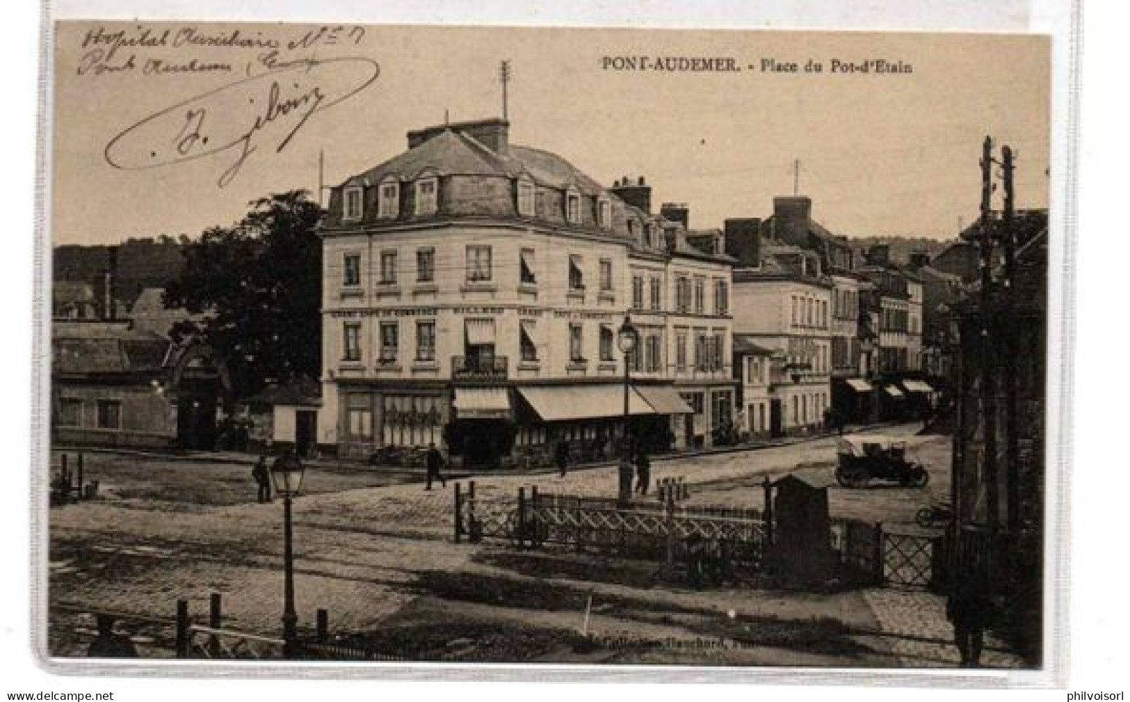 PONT AUDEMER PLACE DU POT D ETAIN CAFE COMMERCES ANIMEE - Pont Audemer