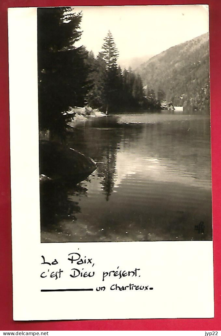 Image Pieuse La Paix C'est Dieu Présent - Un Chartreux - Photo Paysage Lac Montagne Forêt ... - Images Religieuses