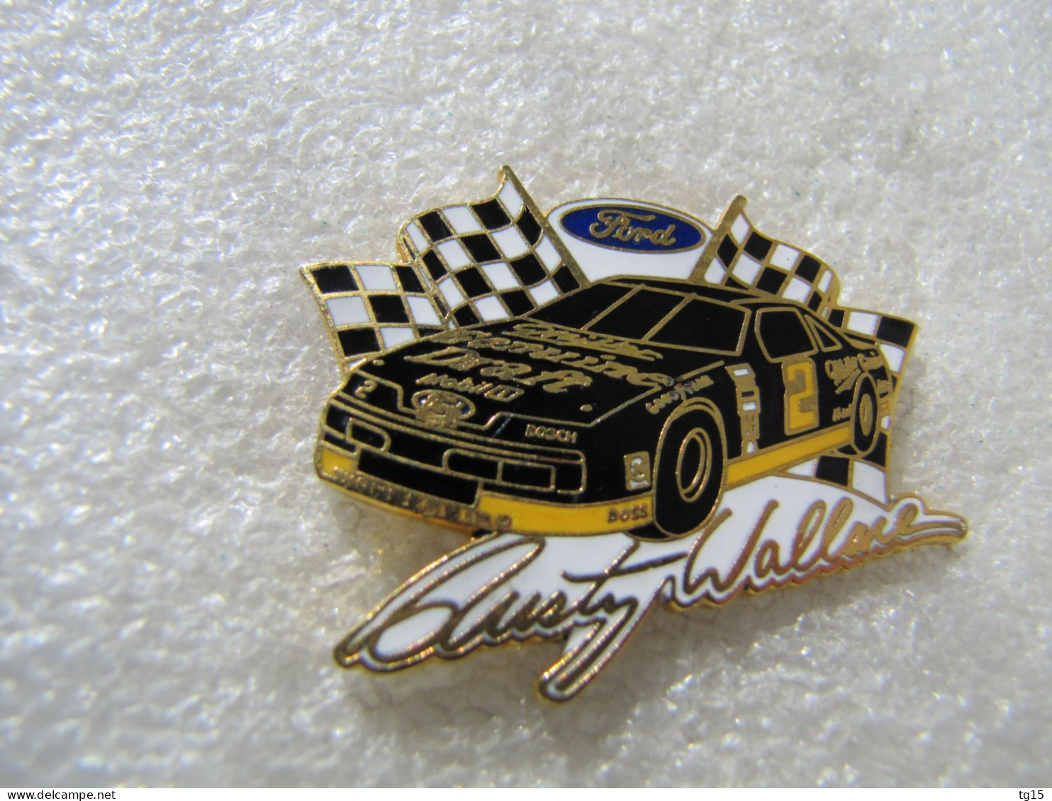 TOP  PIN'S   FORD  THUNDERBIRD   NASCAR   RUSTY  WALLACE    MOBIL  Email Grand Feu  MFS - Ford