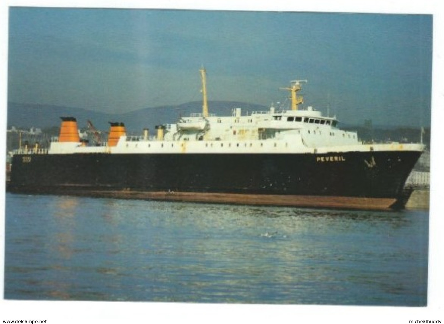 POSTCARD   SHIPPING  FERRY  ISLE OF MAN STEAM PACKET CO  PEVERIL - Veerboten