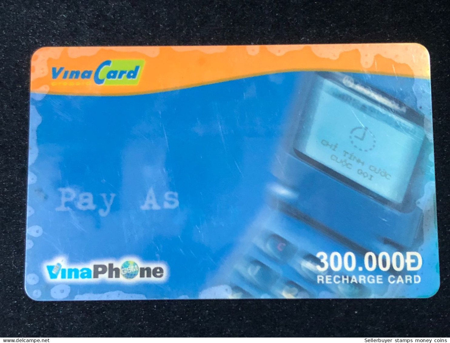 Vietnam This Is A Vietnamese Cardphone Card From 2001 And 2005(mobi Card)-1pcs - Viêt-Nam