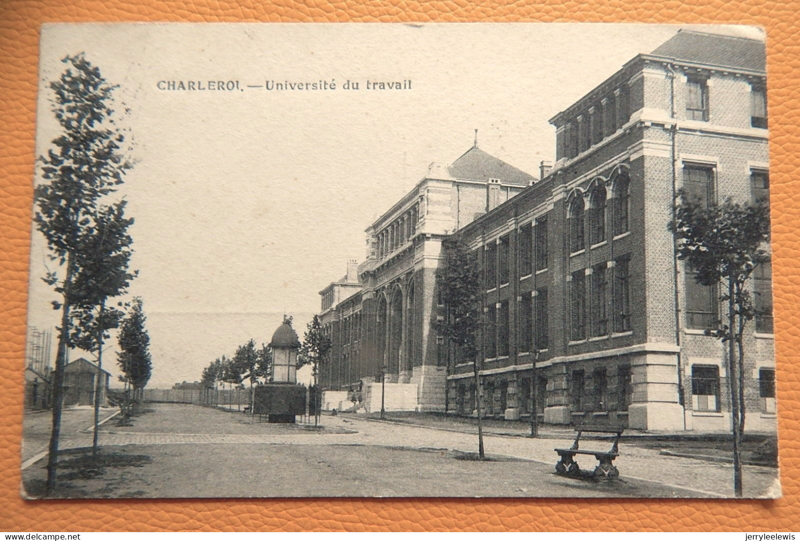 CHARLEROI  -  Université Du Travail - Charleroi