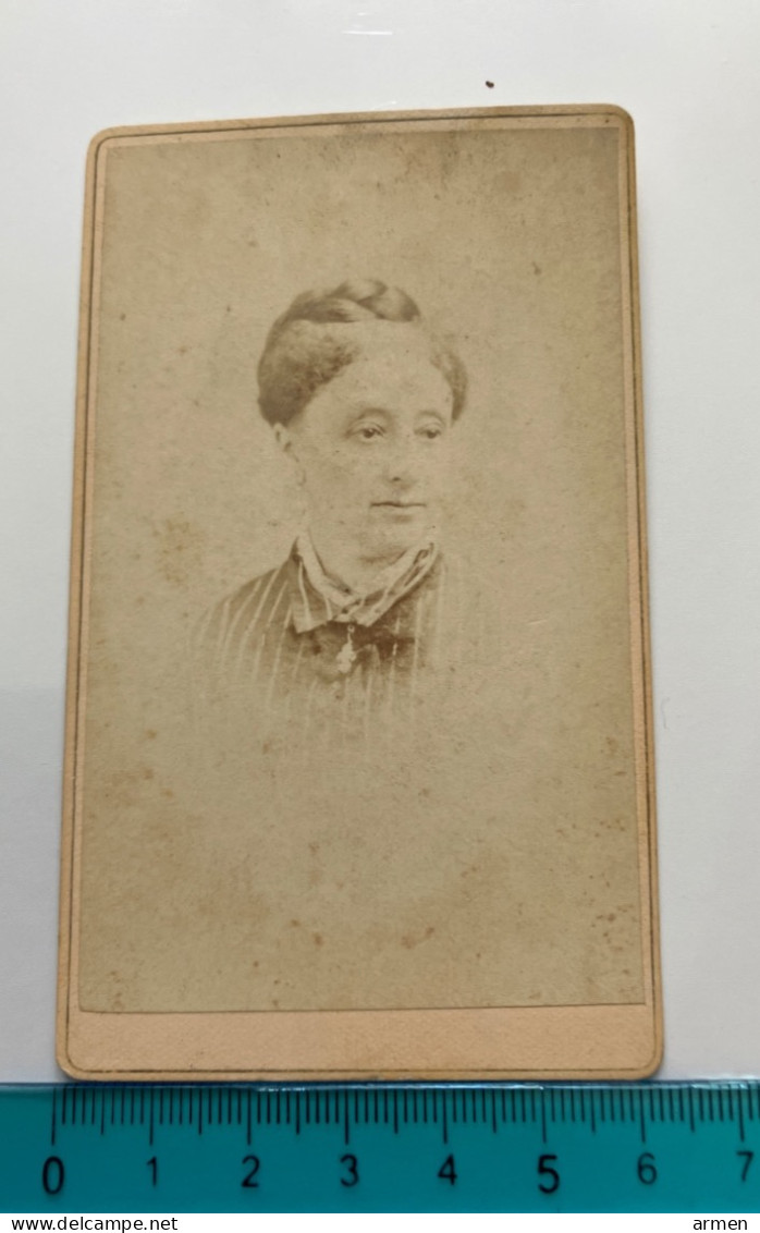 REAL PHOTO  CDV Vers 1880 Portrait De Femme Bien Coiffé -  EDOUART & COBB SAN FRANCISCO USA - Old (before 1900)